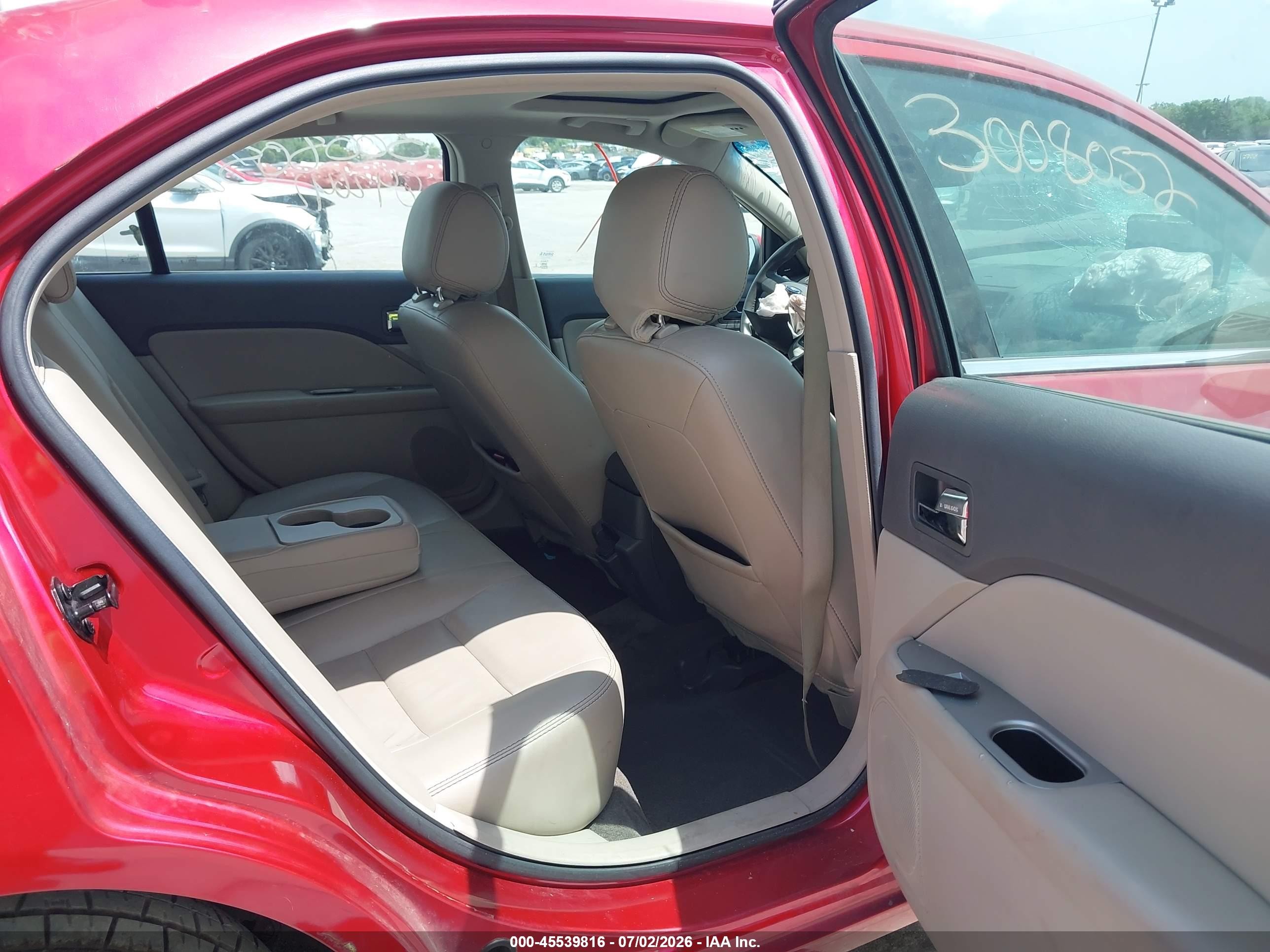 2012 Ford Fusion Hybrid   Красный vin: 3FADP0L31CR430701