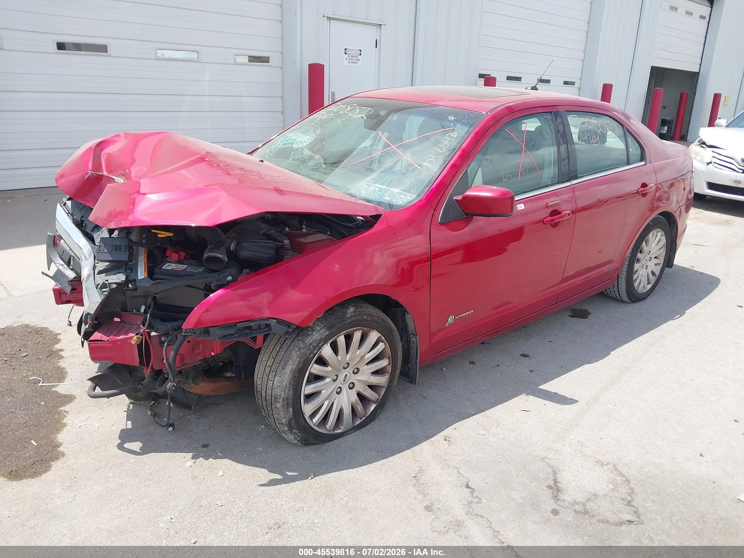 2012 Ford Fusion Hybrid   Красный vin: 3FADP0L31CR430701