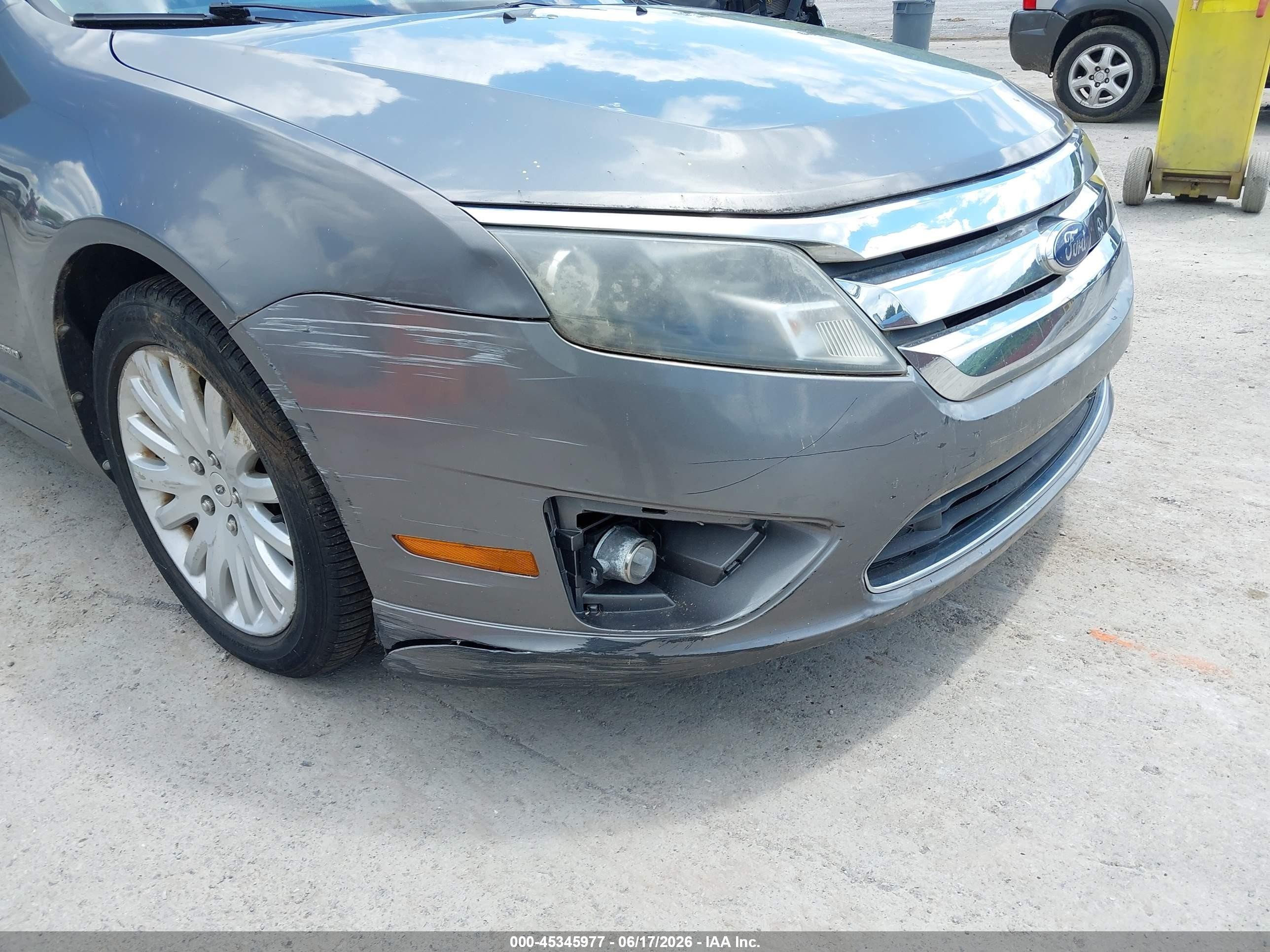 2010 Ford Fusion Hybrid   Серебряный vin: 3FADP0L32AR160102