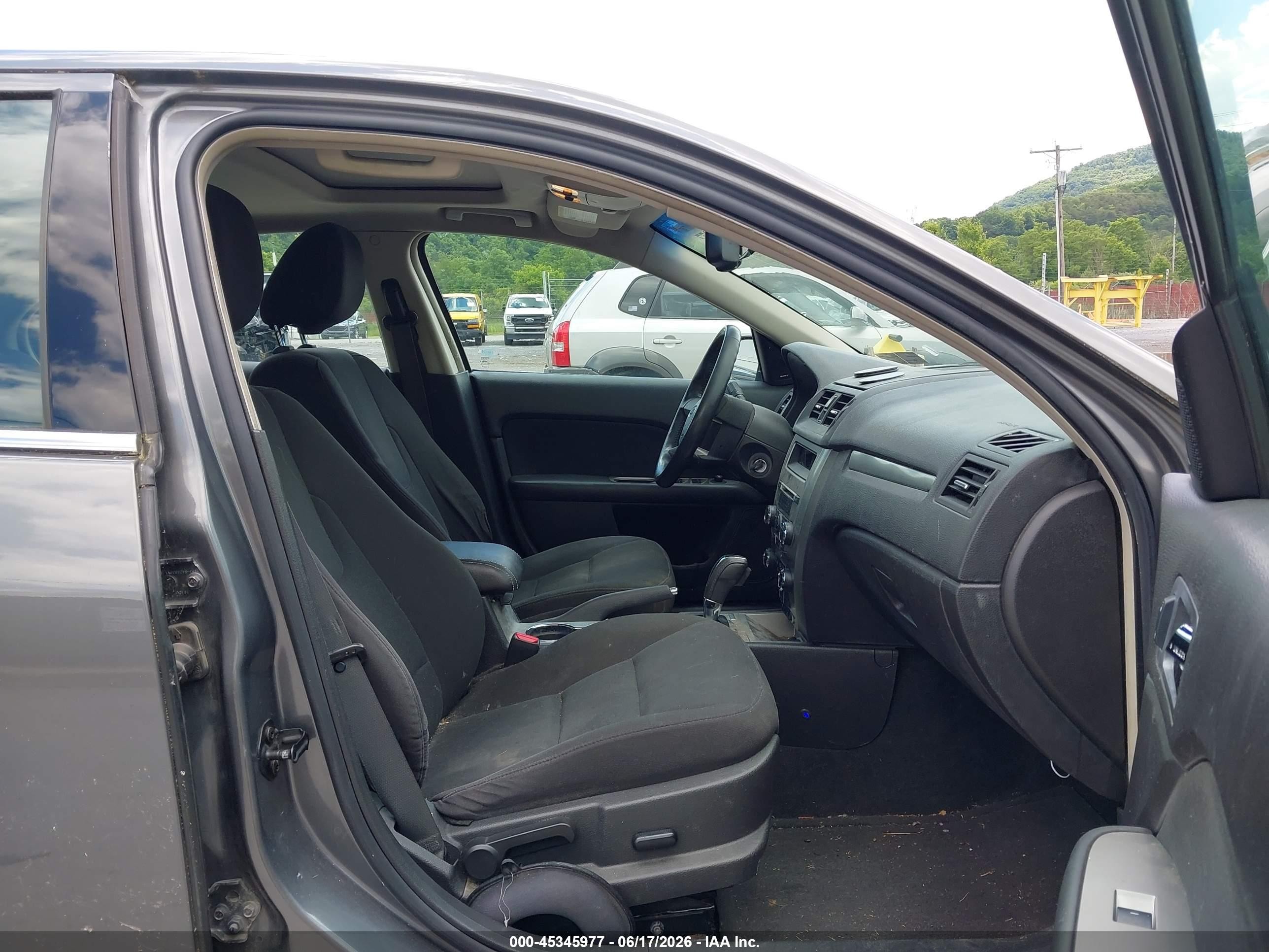 2010 Ford Fusion Hybrid   Серебряный vin: 3FADP0L32AR160102