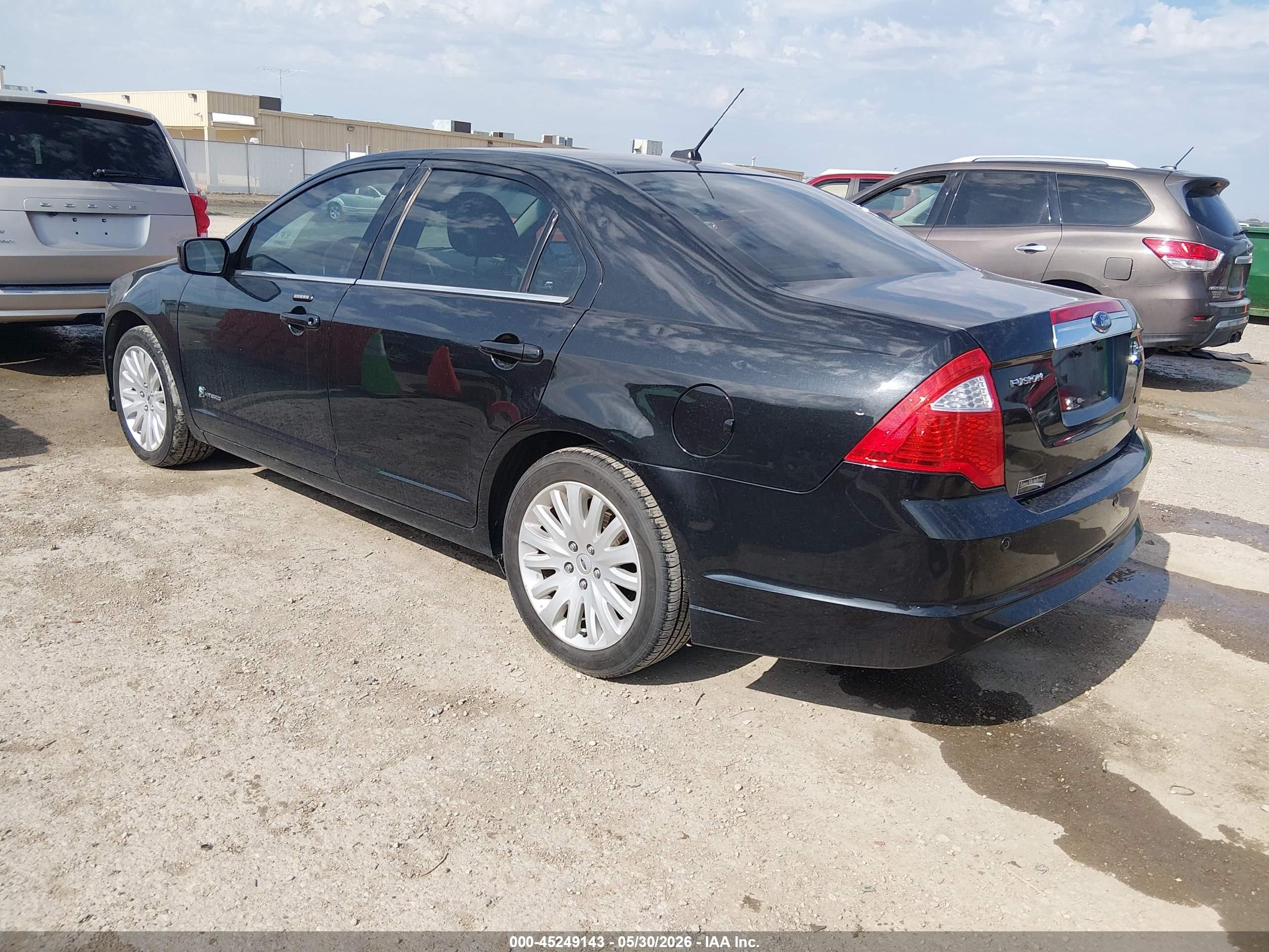 2010 Ford Fusion Hybrid   Black vin: 3FADP0L32AR303839