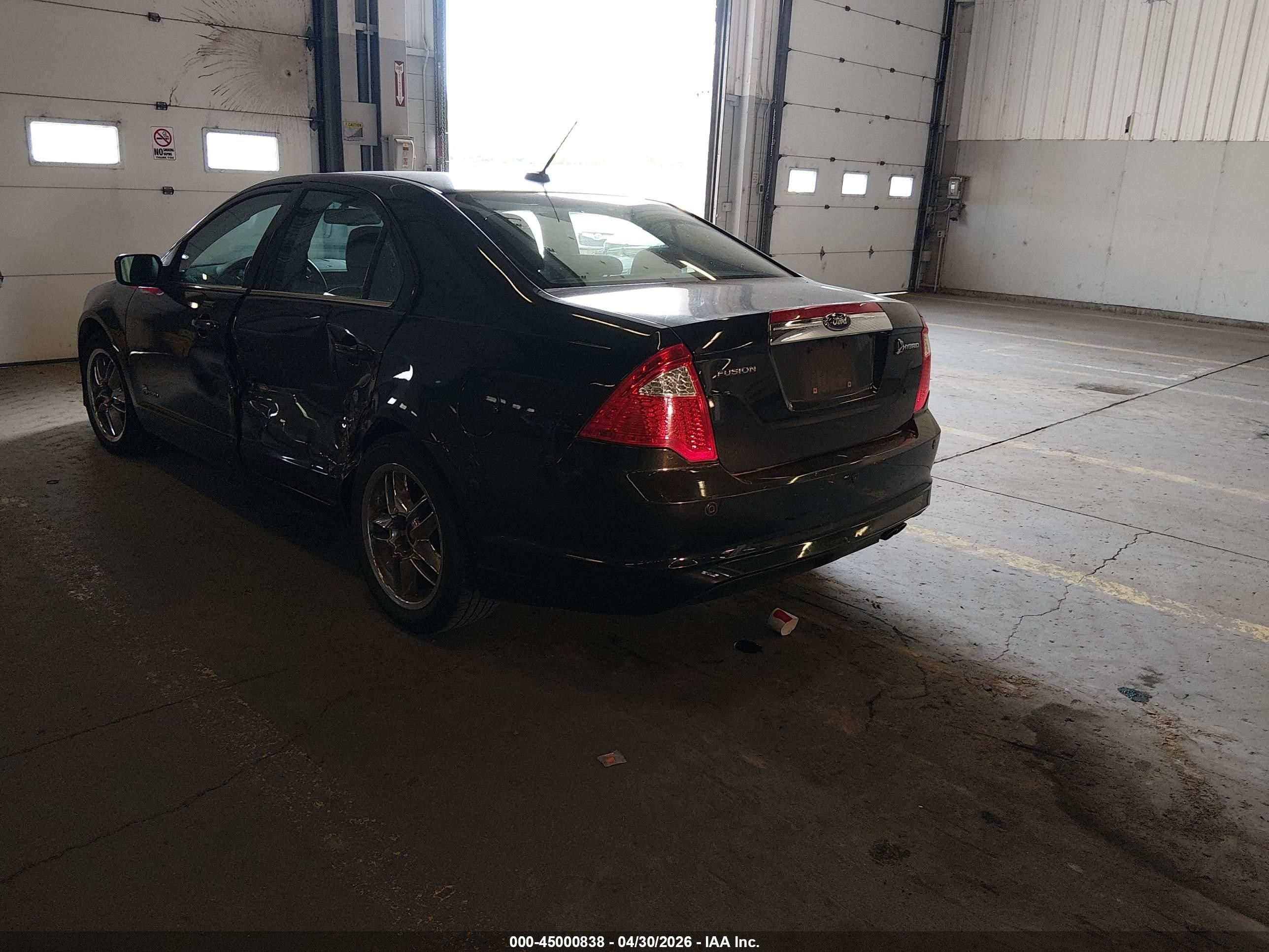 2010 Ford Fusion Hybrid   Black vin: 3FADP0L32AR308040