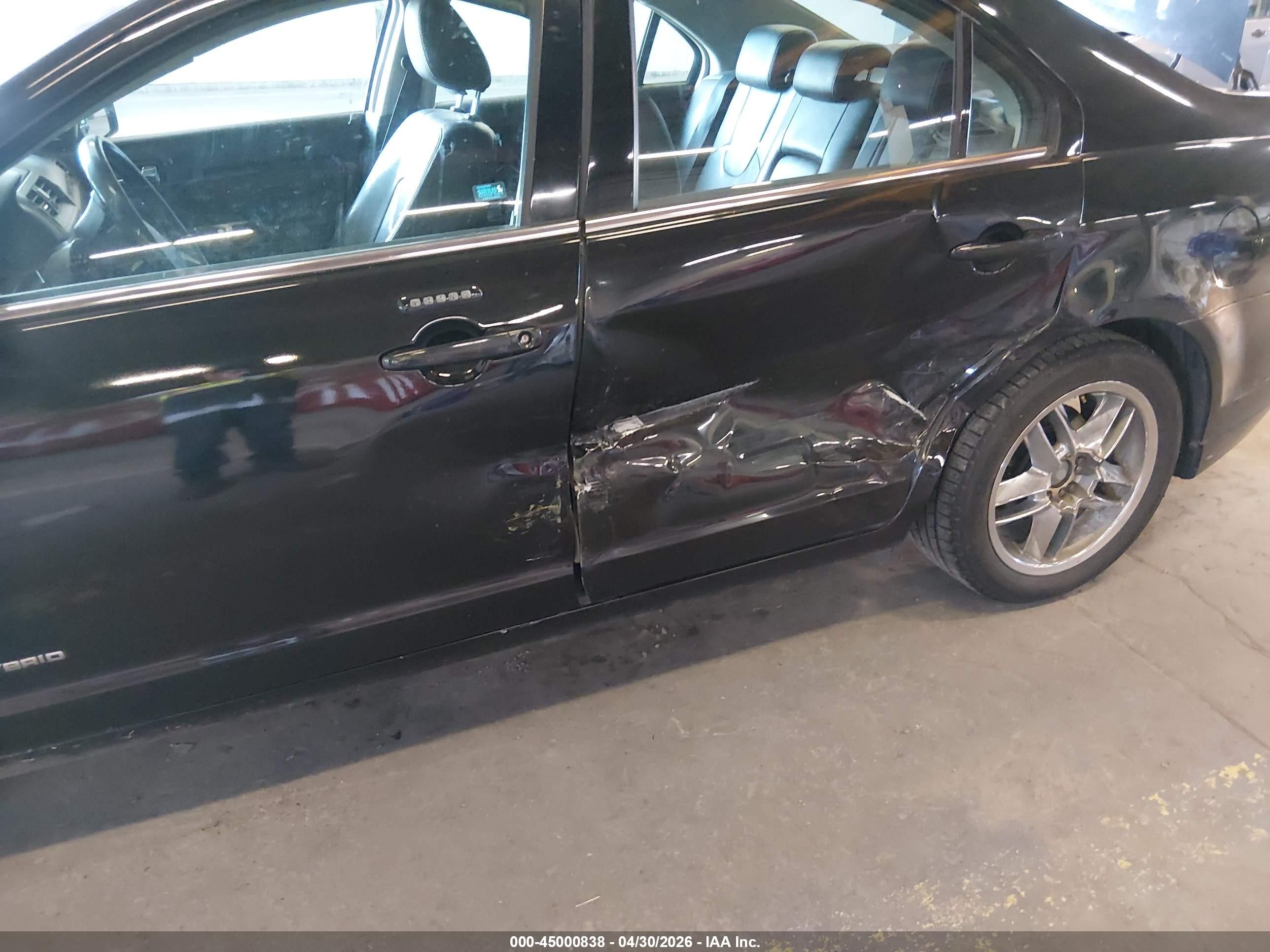2010 Ford Fusion Hybrid   Black vin: 3FADP0L32AR308040