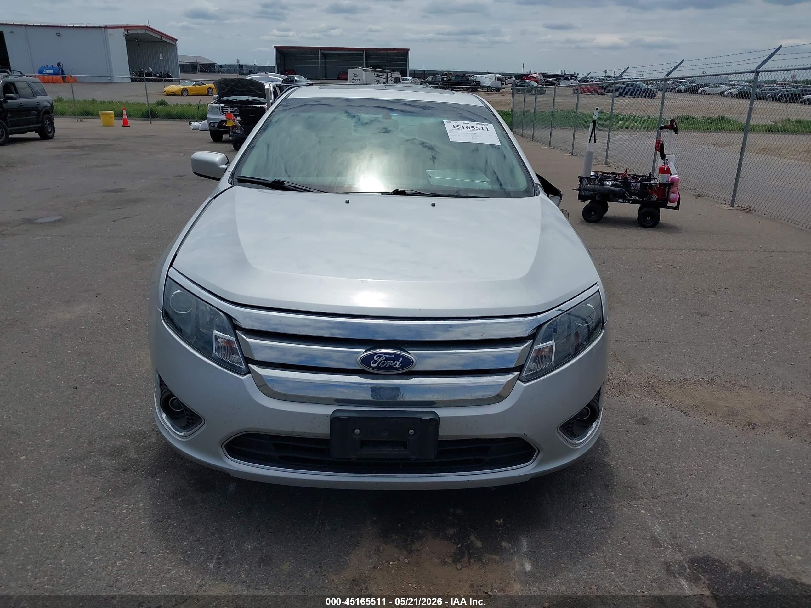 2010 Ford Fusion Hybrid   Silver vin: 3FADP0L32AR388634