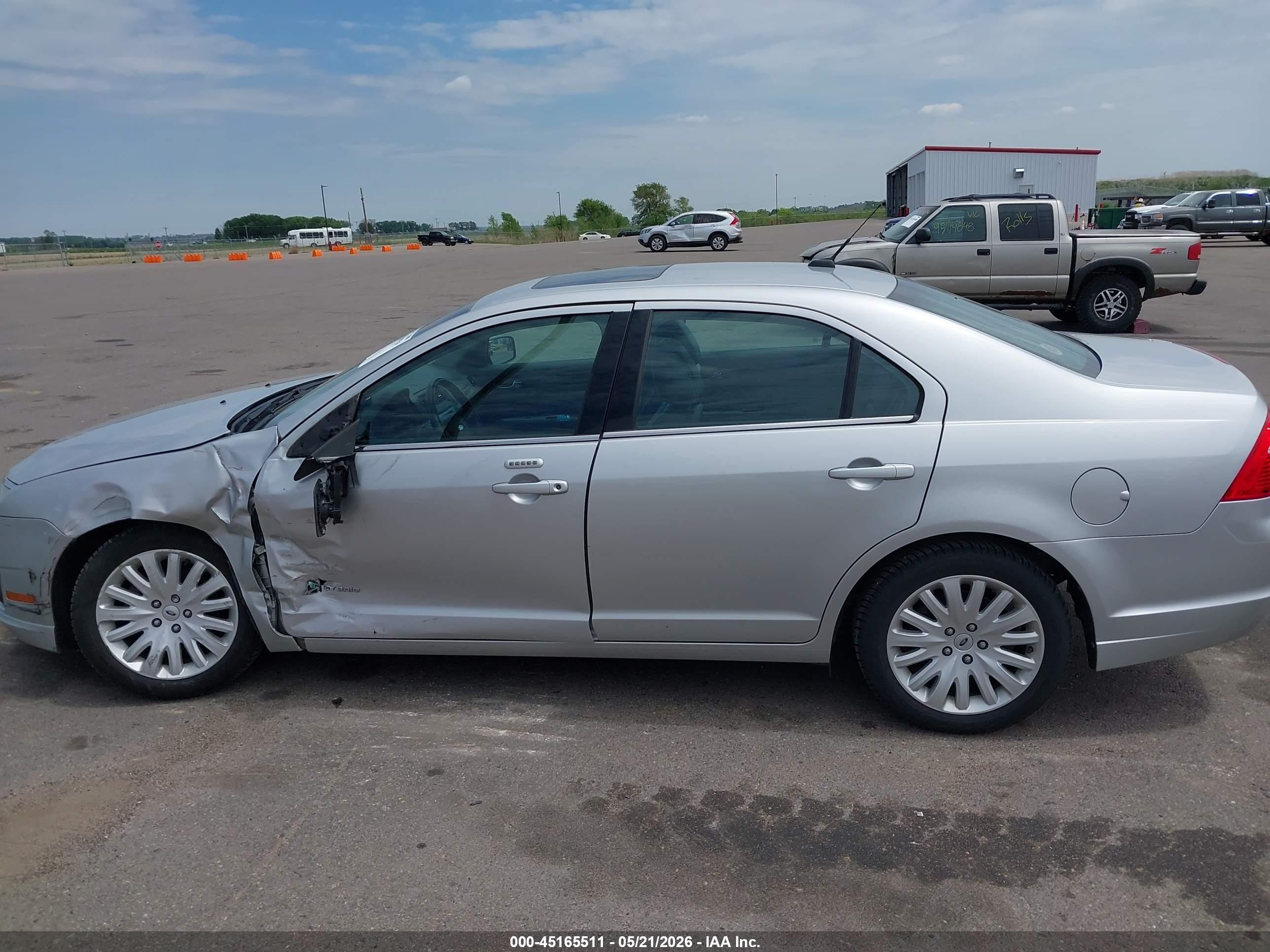 2010 Ford Fusion Hybrid   Silver vin: 3FADP0L32AR388634