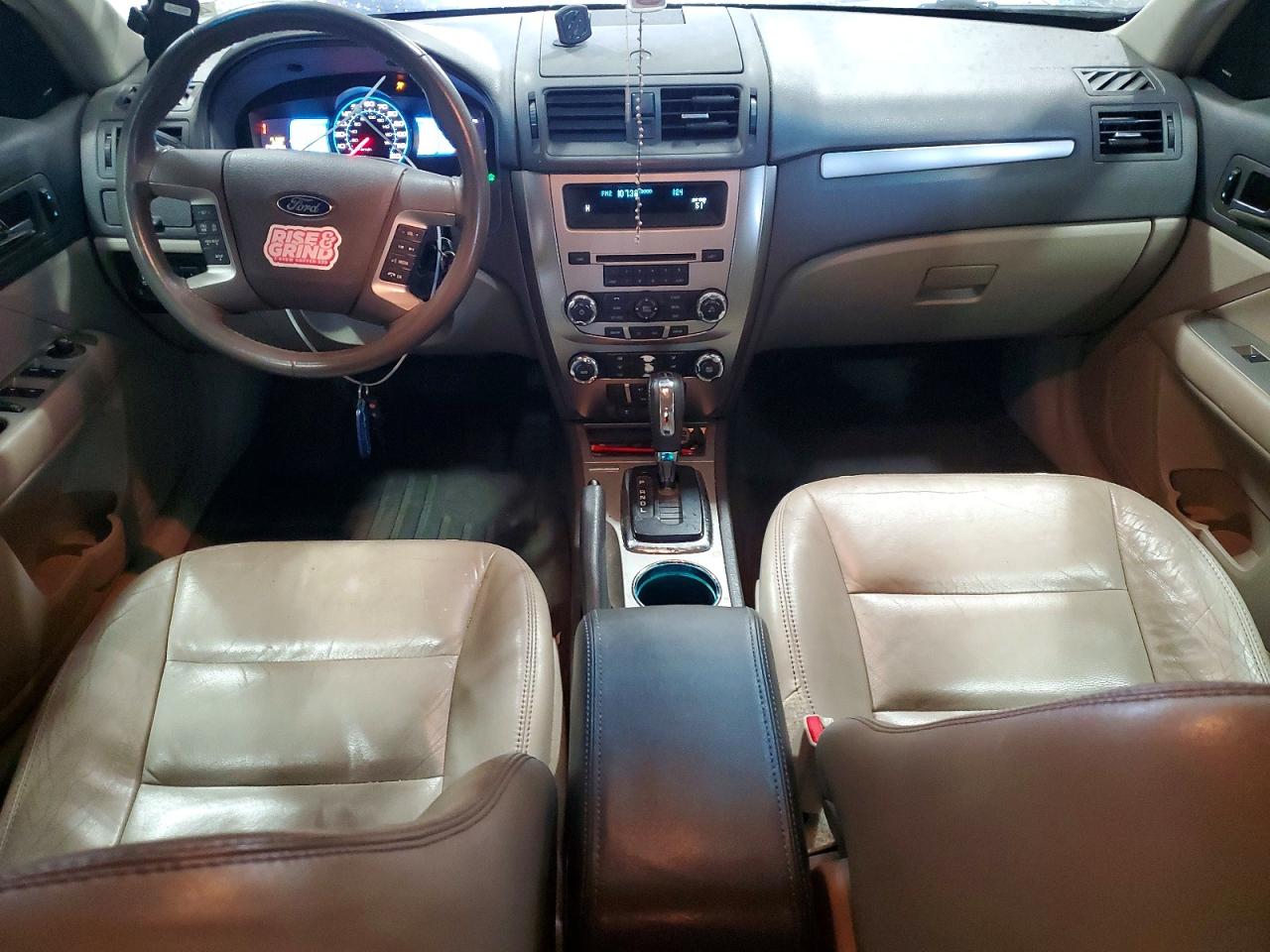 2010 Ford Fusion Hybrid Blue vin: 3FADP0L33AR199927