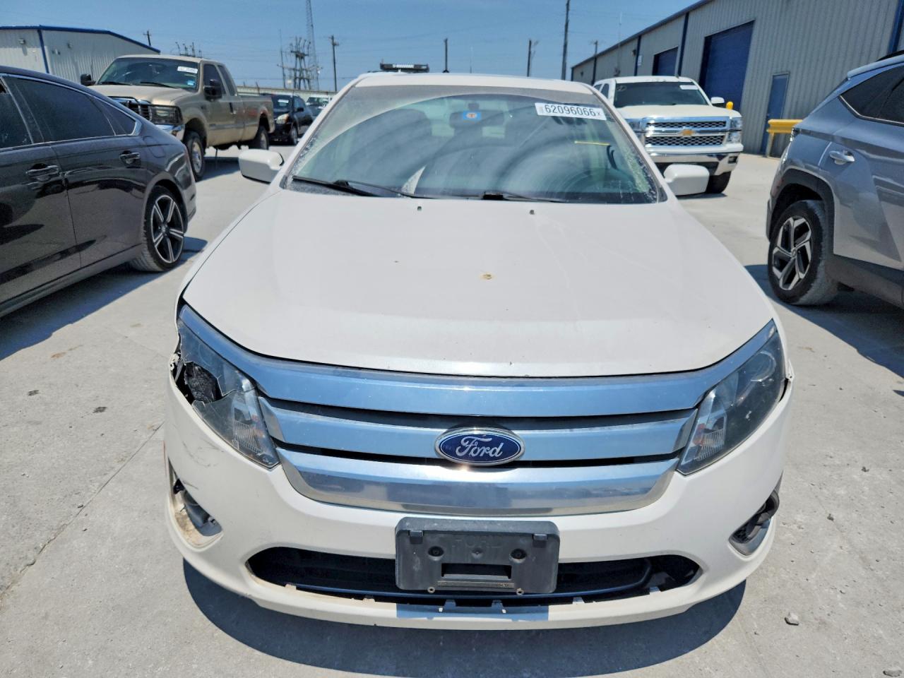 2010 Ford Fusion Hybrid White vin: 3FADP0L33AR334601