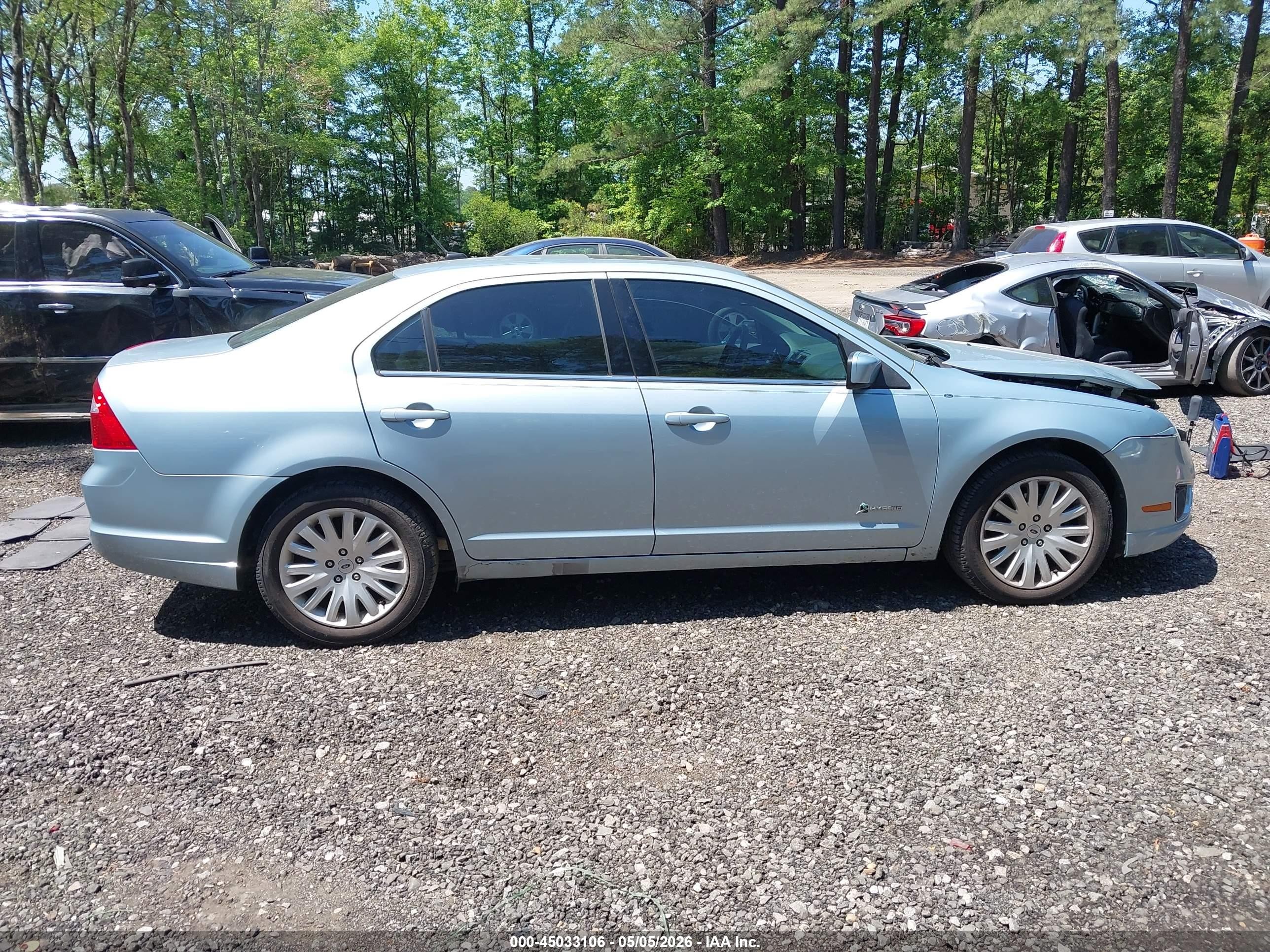 2010 Ford Fusion Hybrid   Light Blue vin: 3FADP0L33AR365525