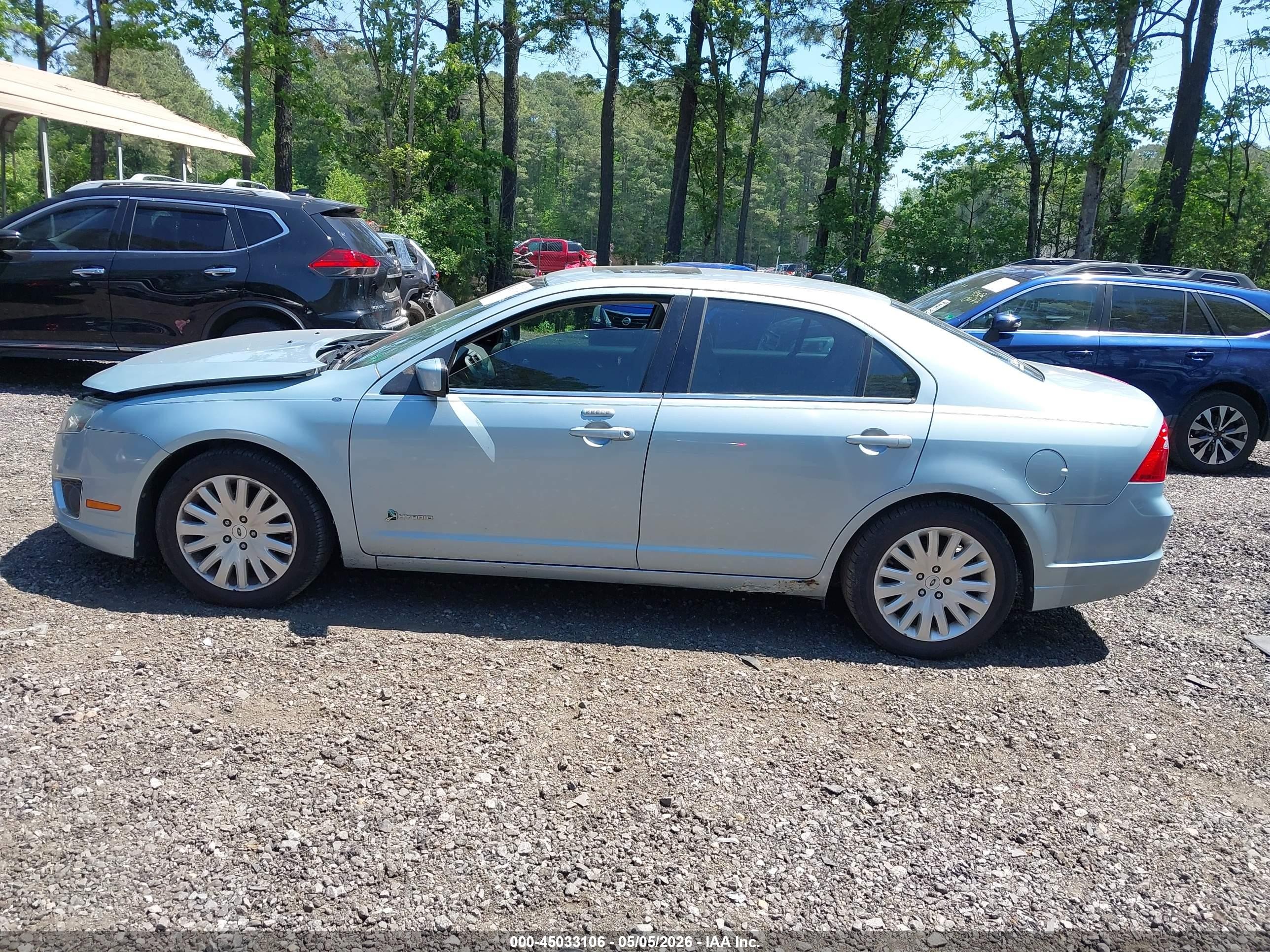 2010 Ford Fusion Hybrid   Light Blue vin: 3FADP0L33AR365525