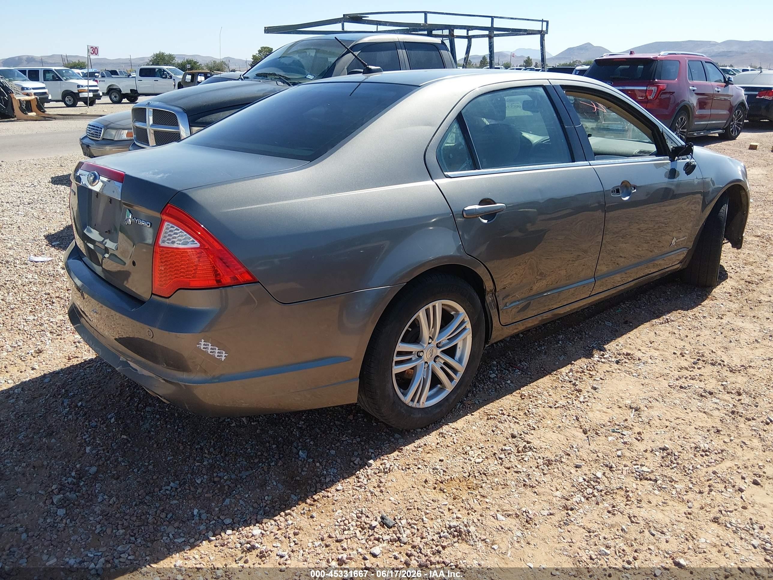 2011 Ford Fusion Hybrid   Gray vin: 3FADP0L33BR141592
