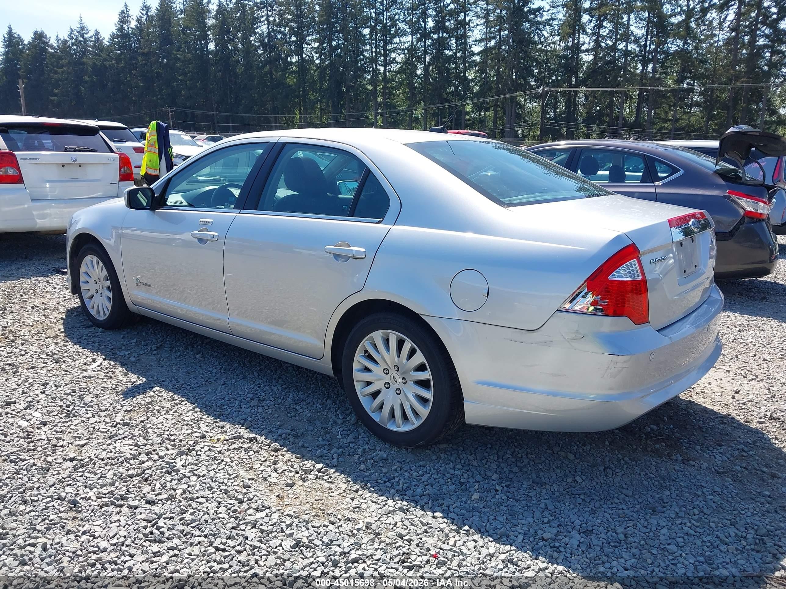 2011 Ford Fusion Hybrid   Silver vin: 3FADP0L33BR184832