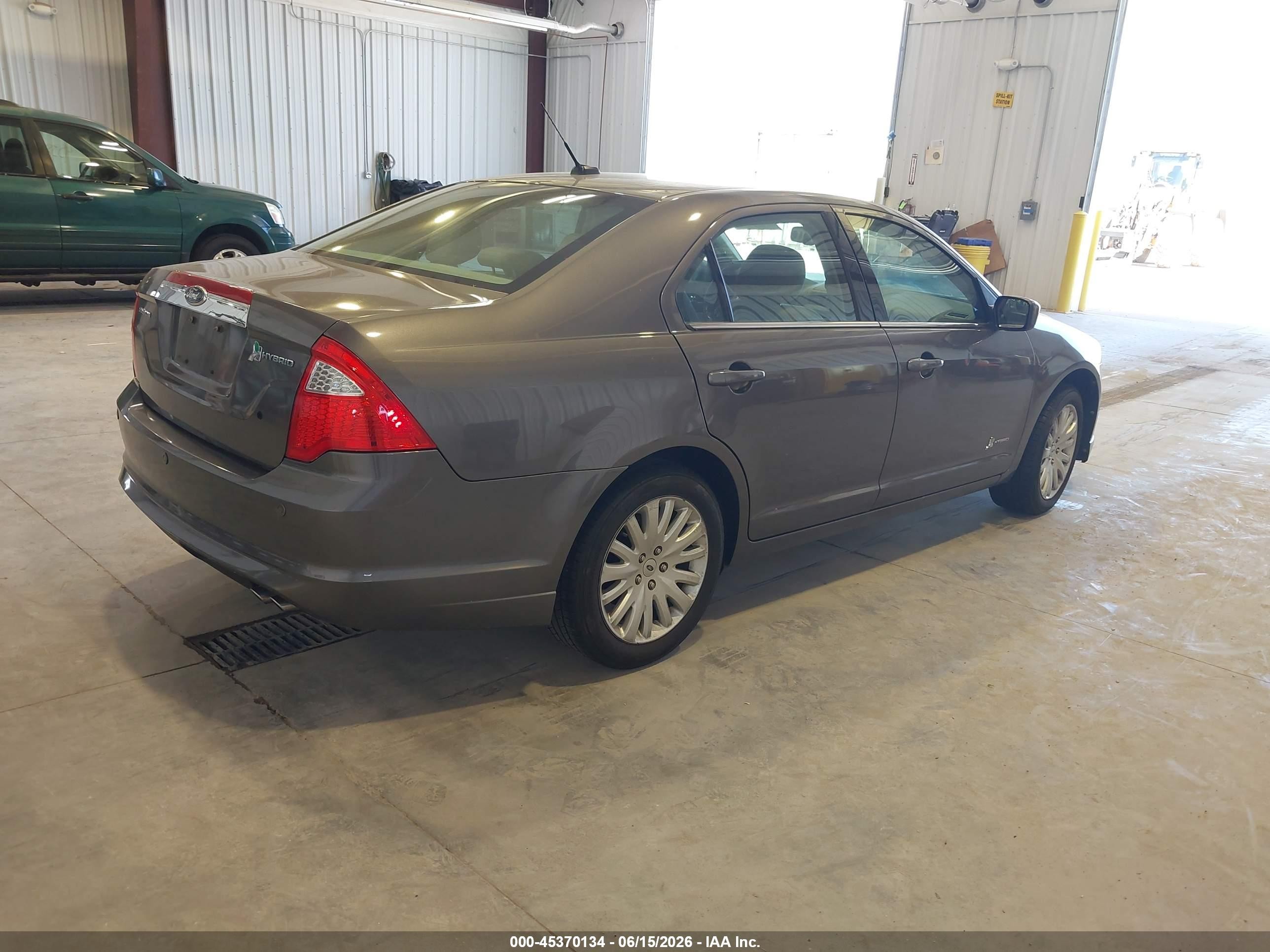 2011 Ford Fusion Hybrid   Gray vin: 3FADP0L33BR304502