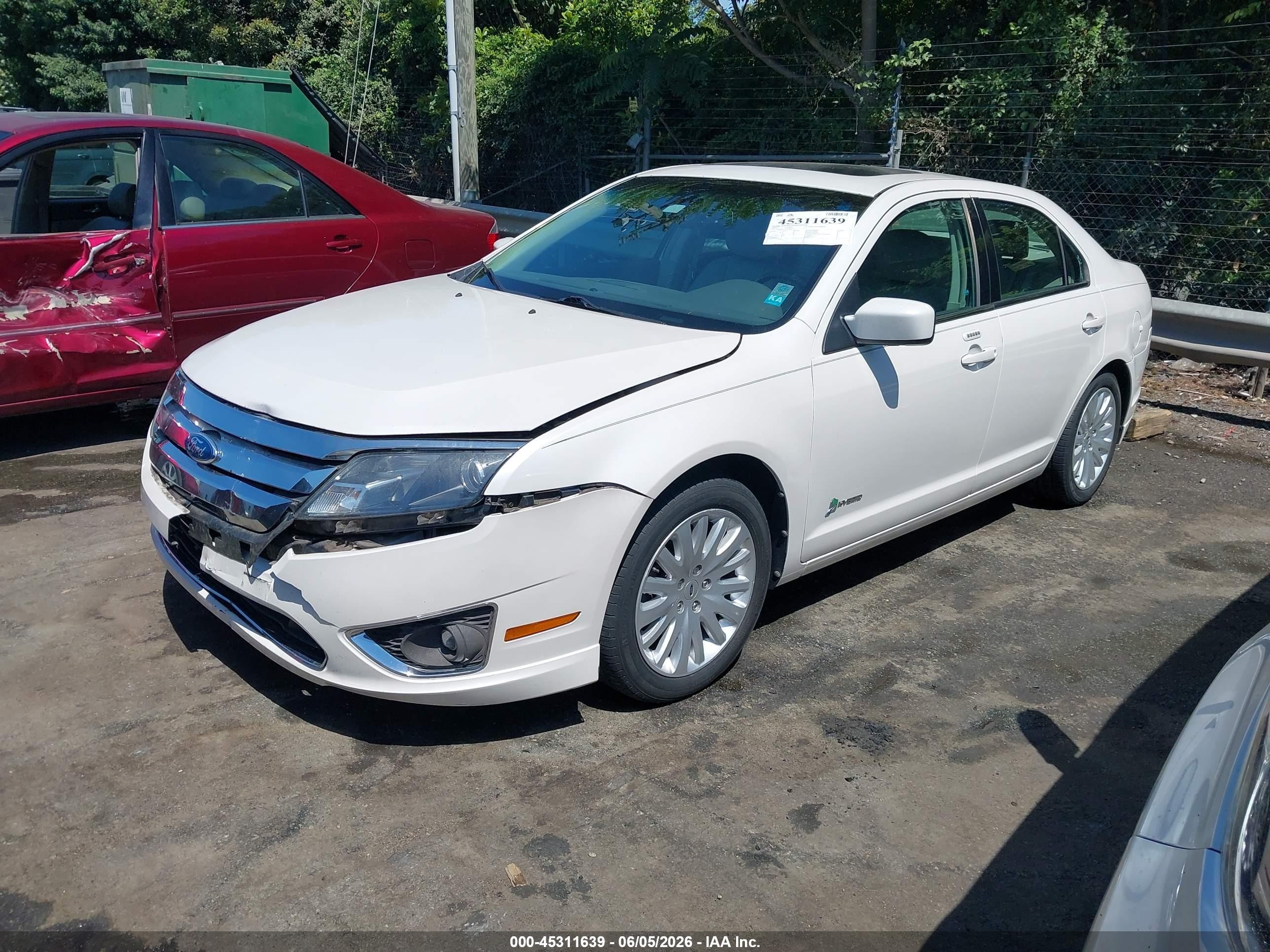 2012 Ford Fusion Hybrid White vin: 3FADP0L33CR184153