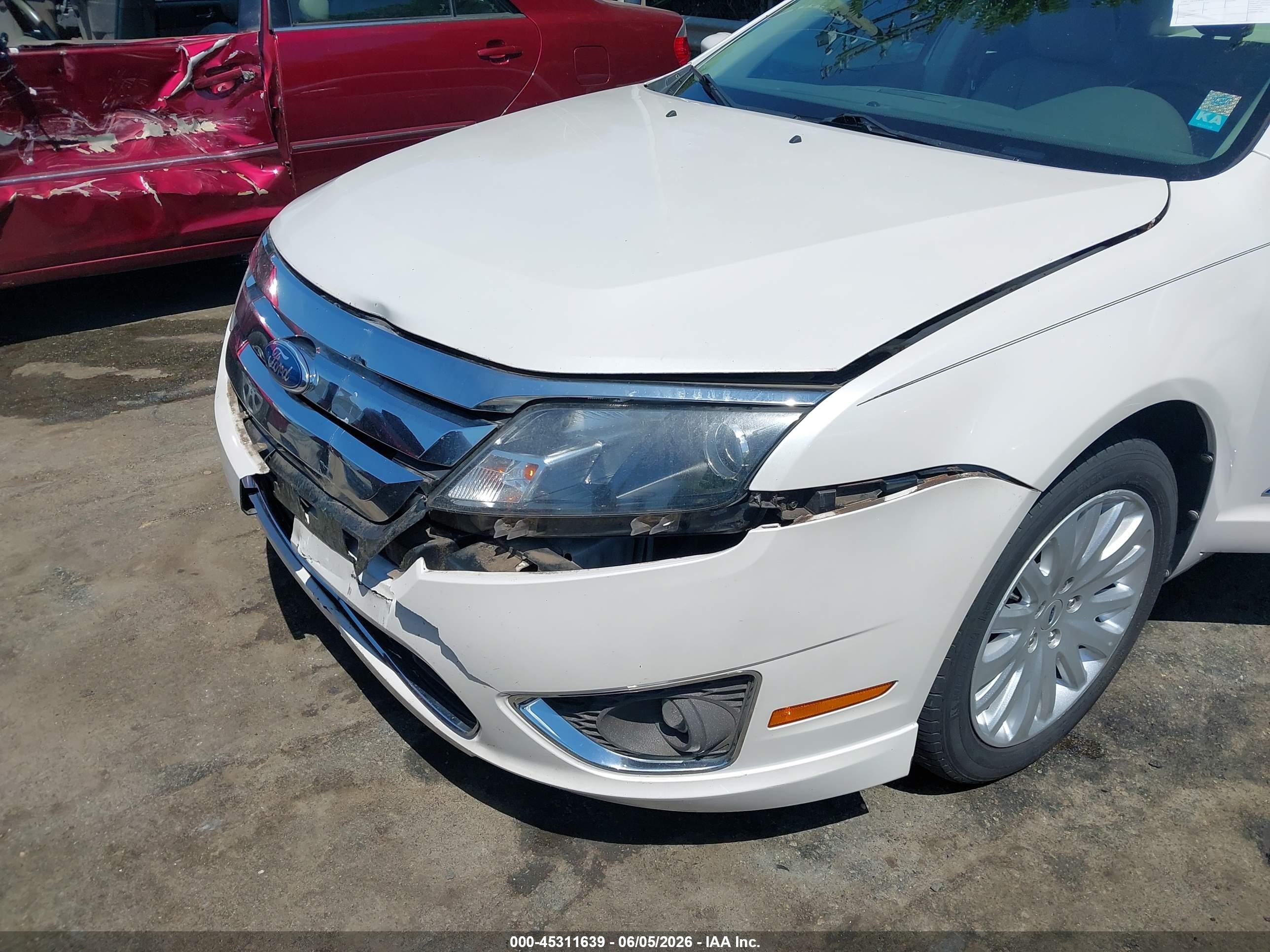 2012 Ford Fusion Hybrid White vin: 3FADP0L33CR184153