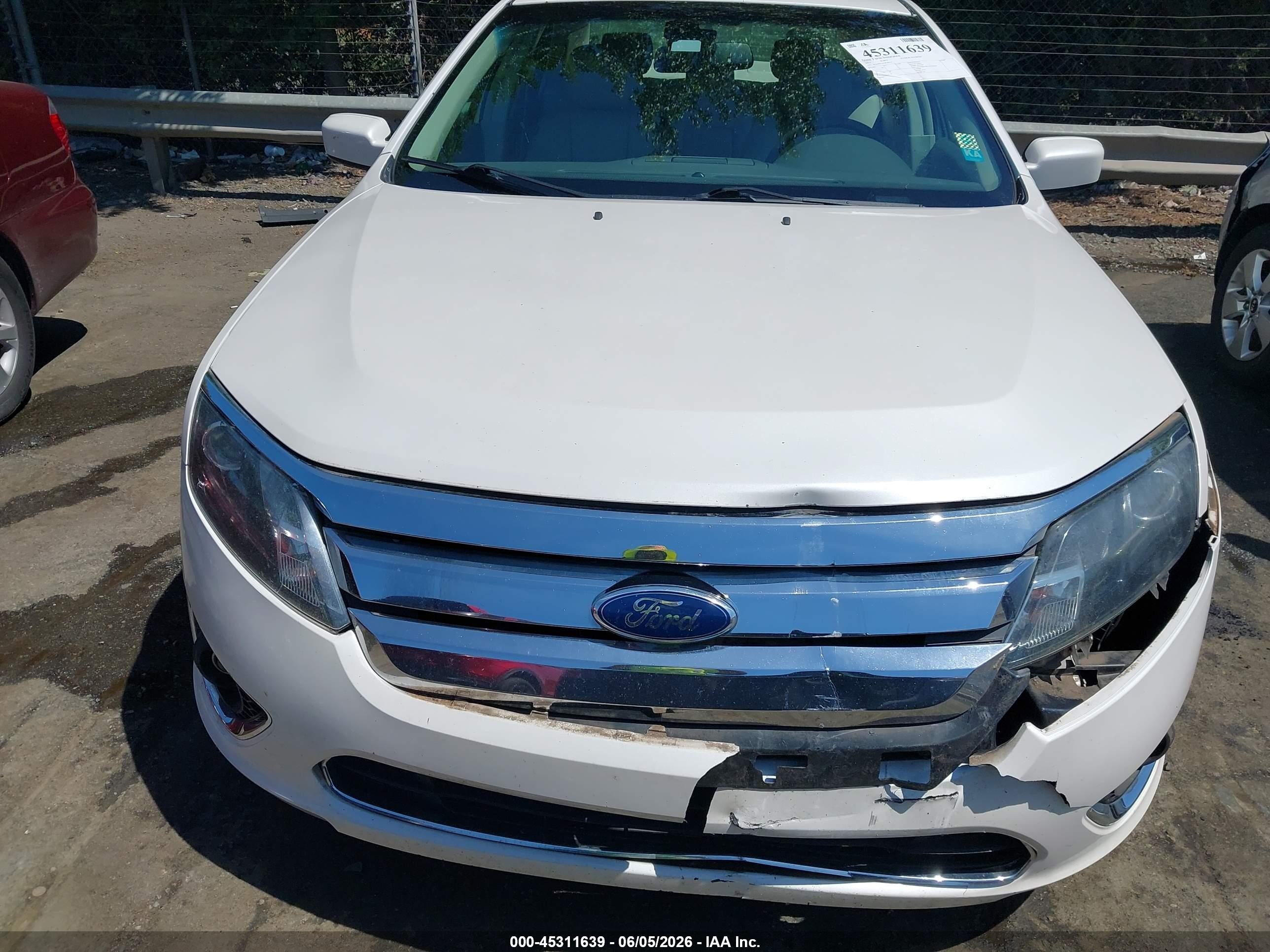 2012 Ford Fusion Hybrid White vin: 3FADP0L33CR184153