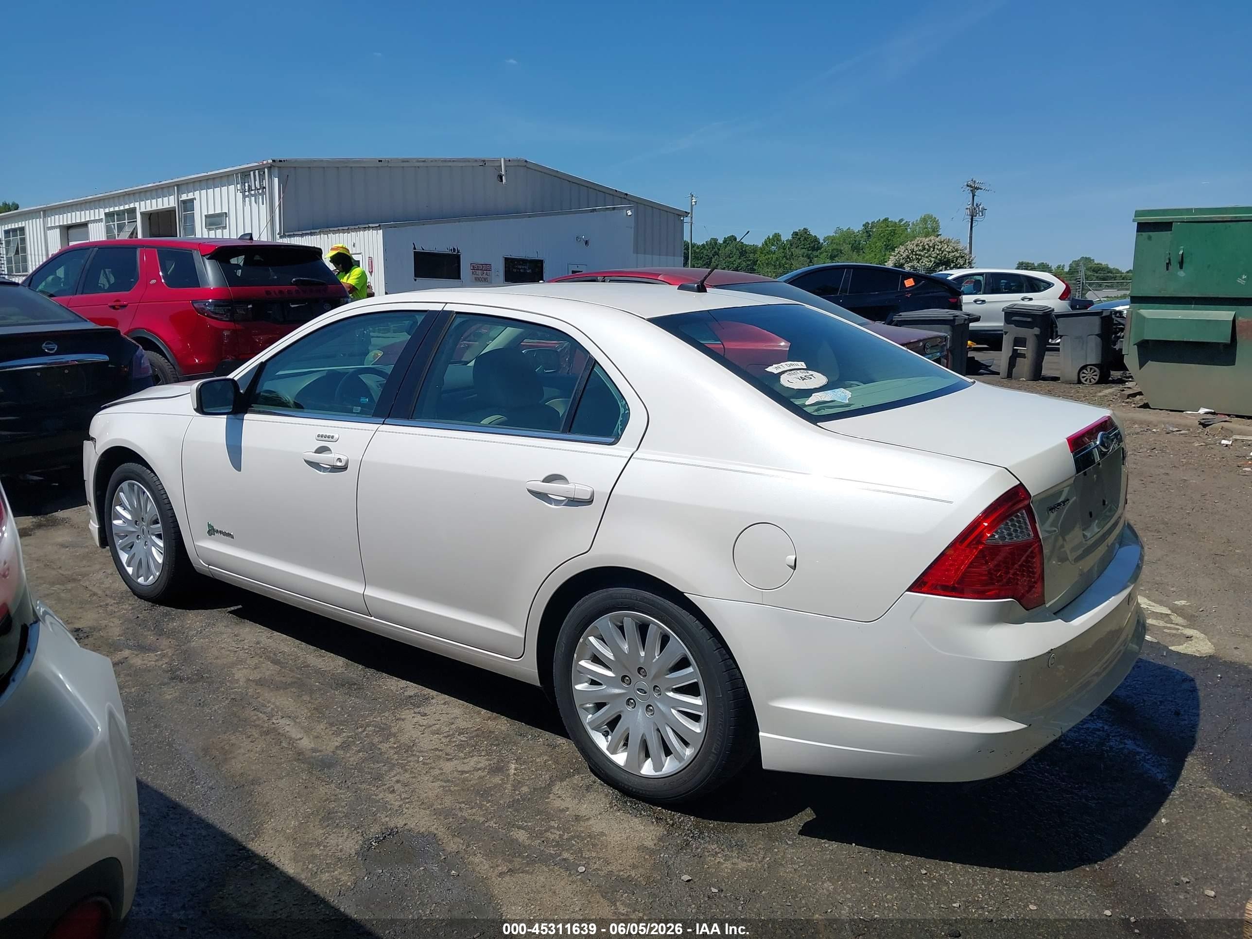 2012 Ford Fusion Hybrid White vin: 3FADP0L33CR184153