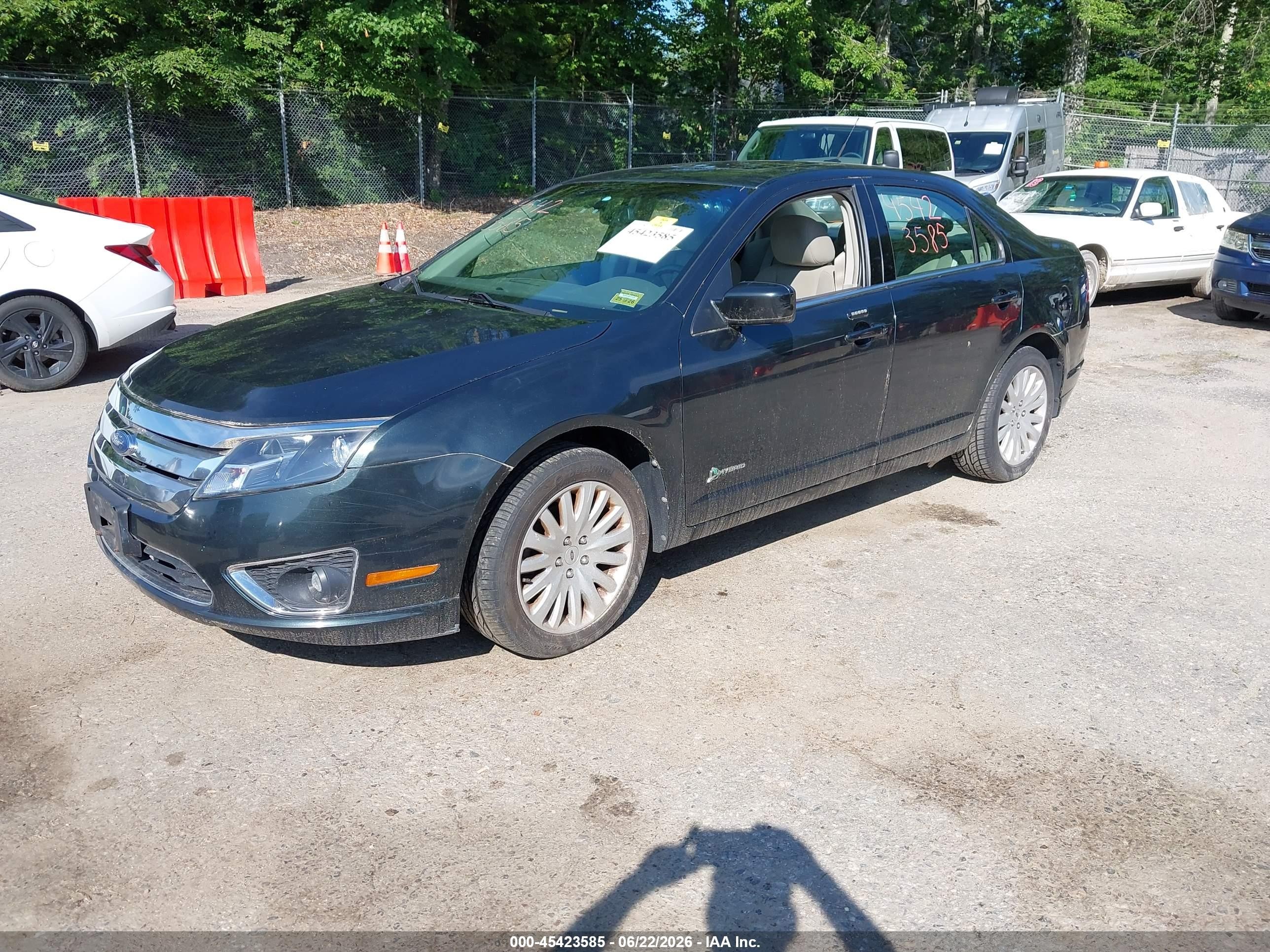 2010 Ford Fusion Hybrid   Gray vin: 3FADP0L34AR106798