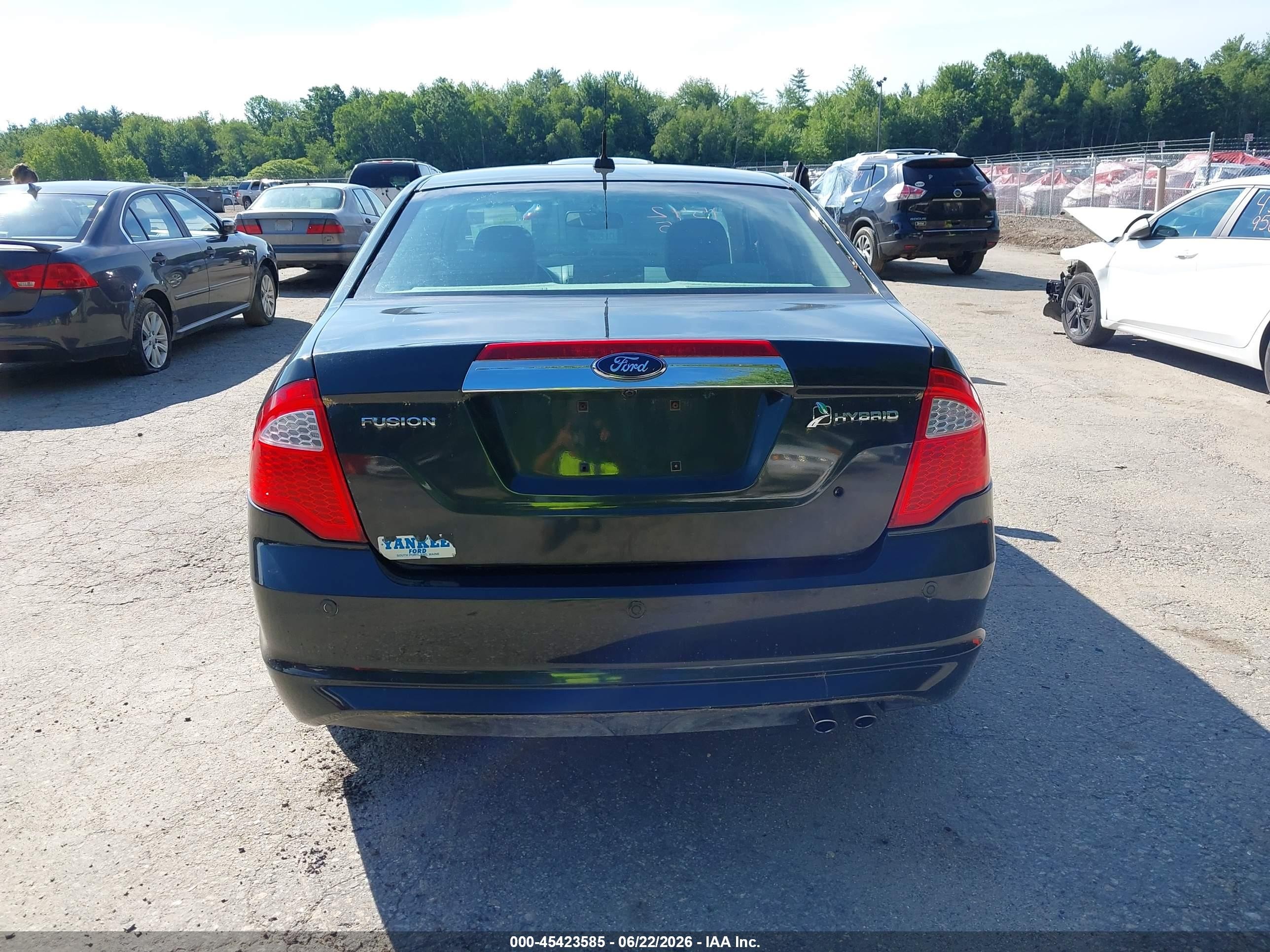 2010 Ford Fusion Hybrid   Gray vin: 3FADP0L34AR106798