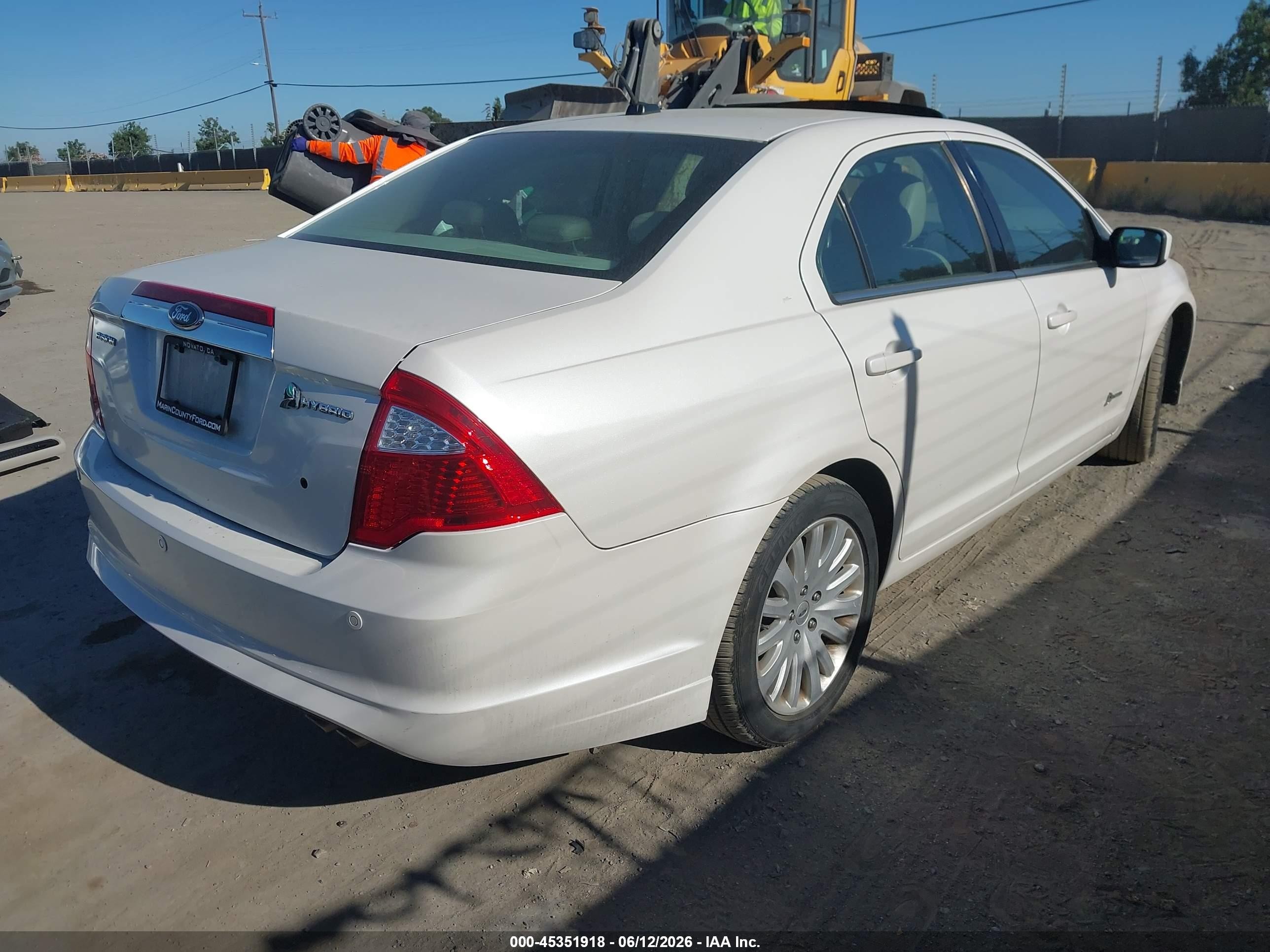 2010 Ford Fusion Hybrid White vin: 3FADP0L34AR275123