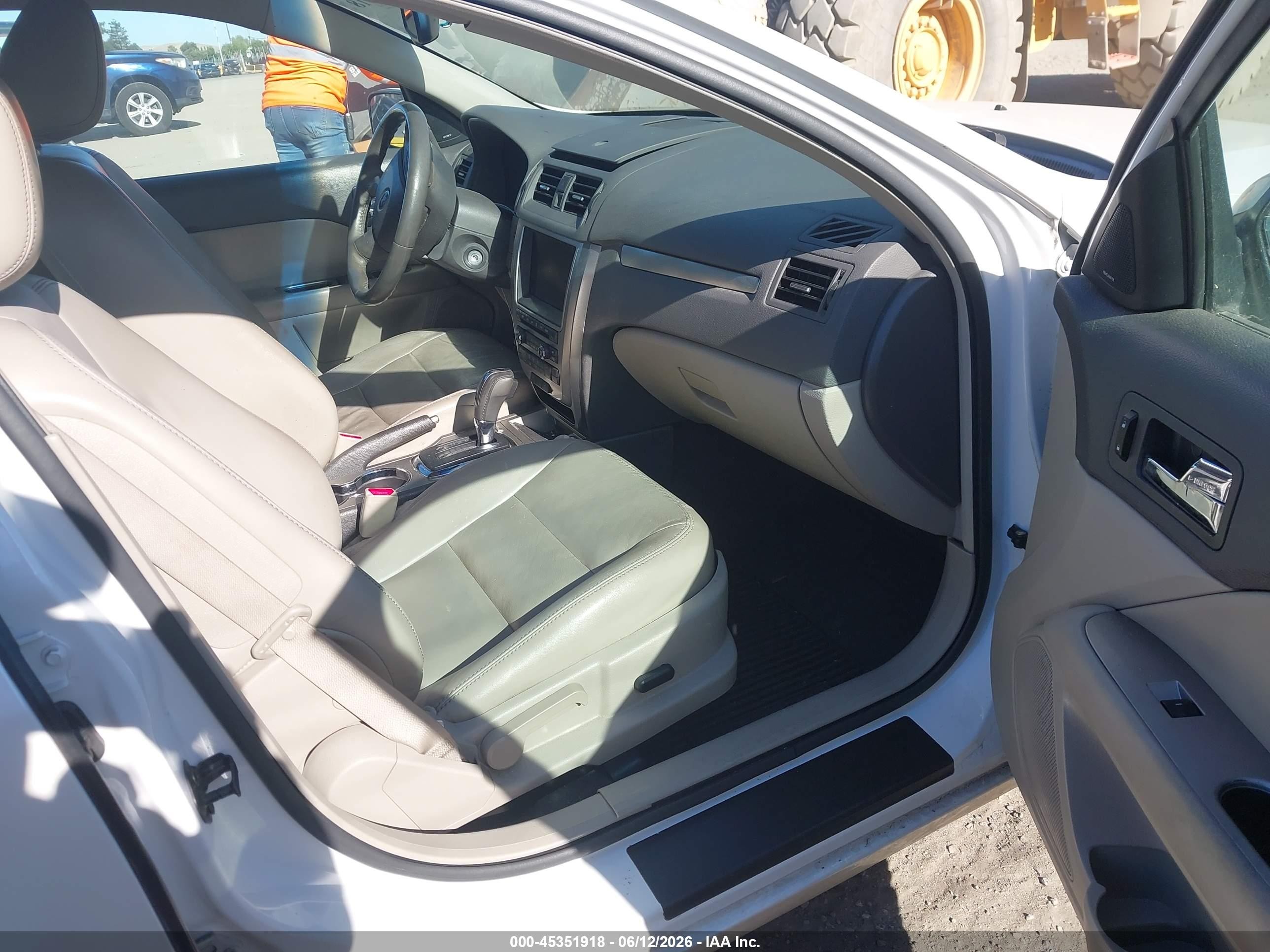 2010 Ford Fusion Hybrid White vin: 3FADP0L34AR275123