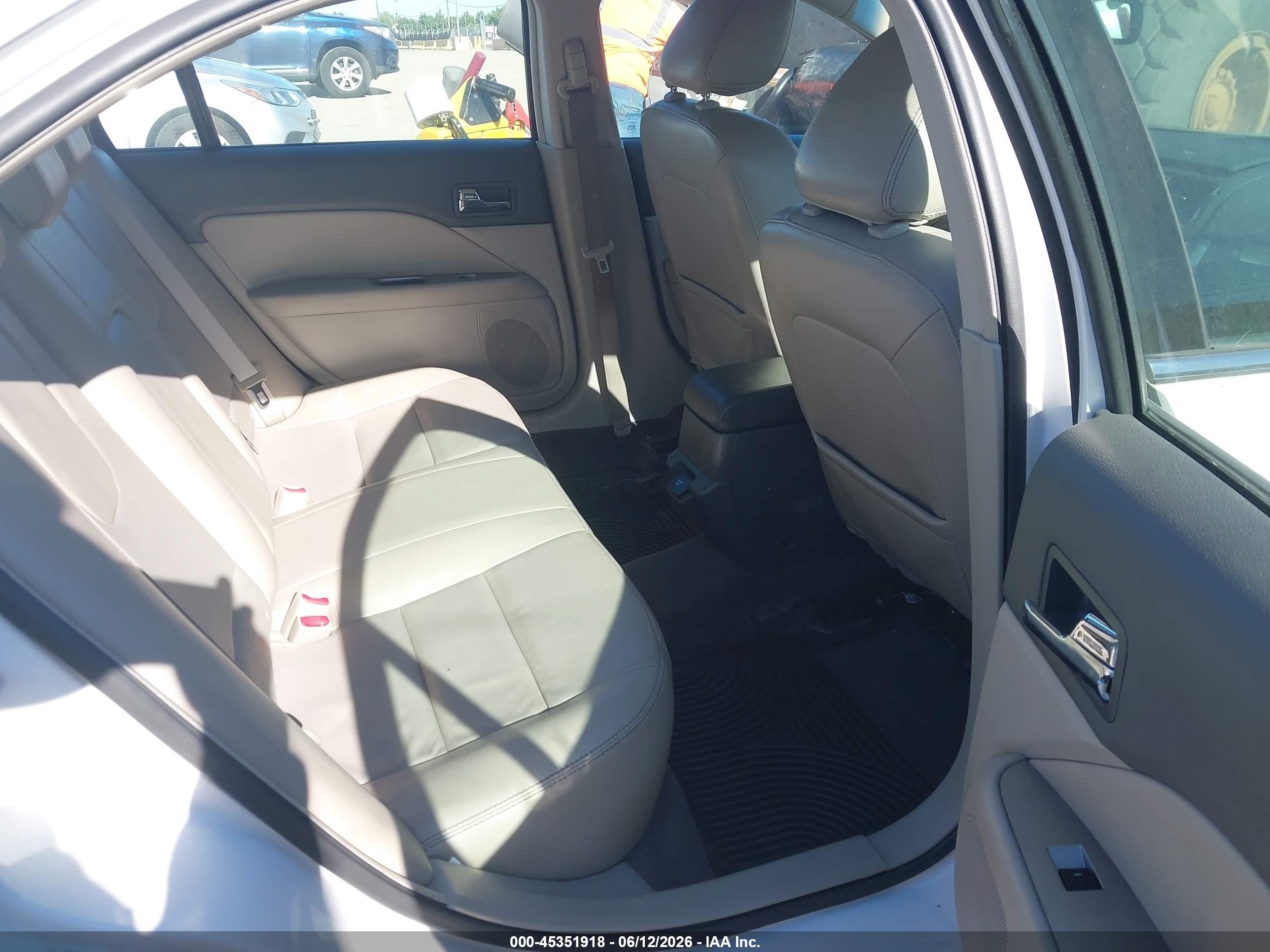 2010 Ford Fusion Hybrid White vin: 3FADP0L34AR275123