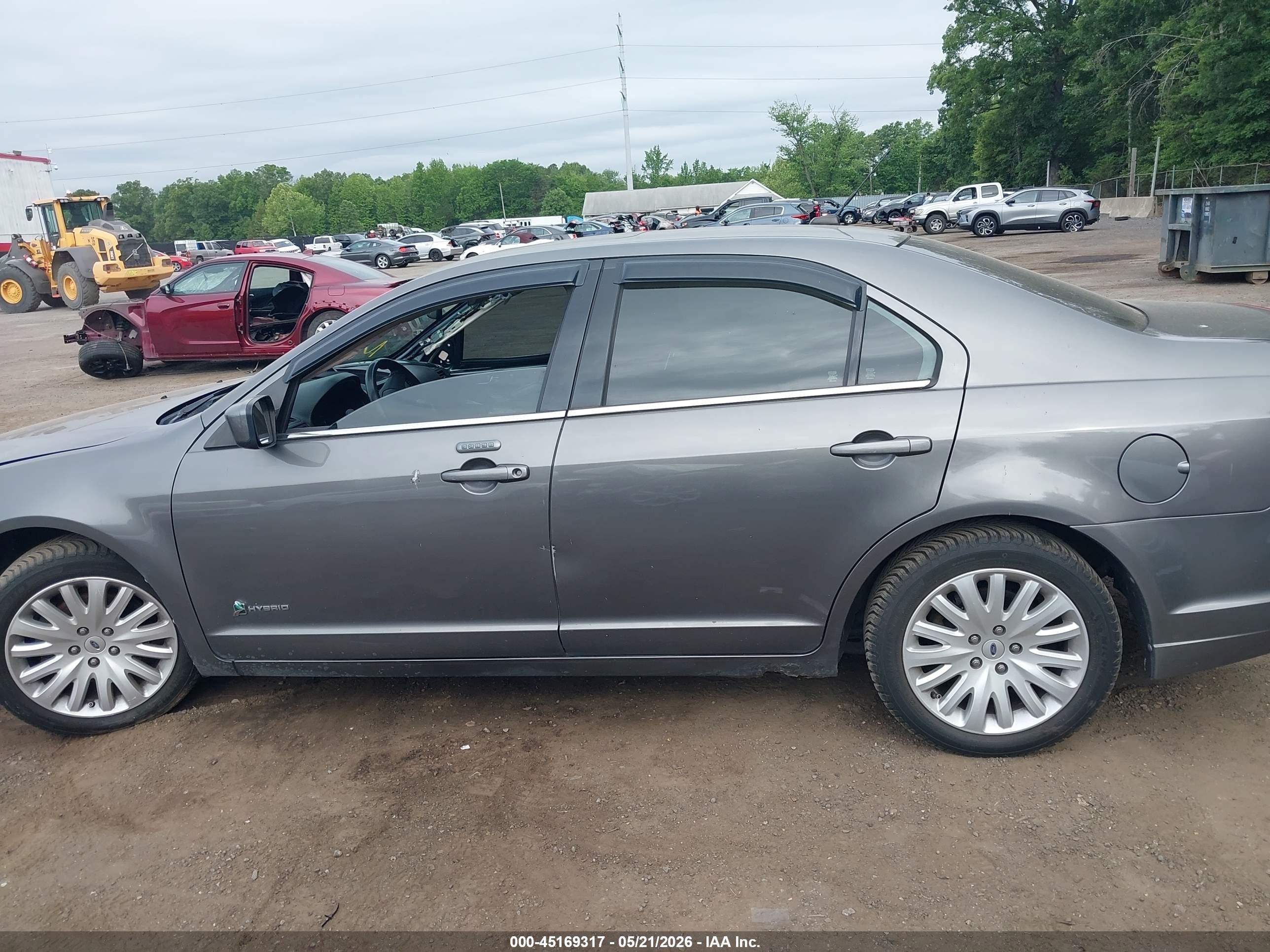 2010 Ford Fusion Hybrid   Серый vin: 3FADP0L34AR304720