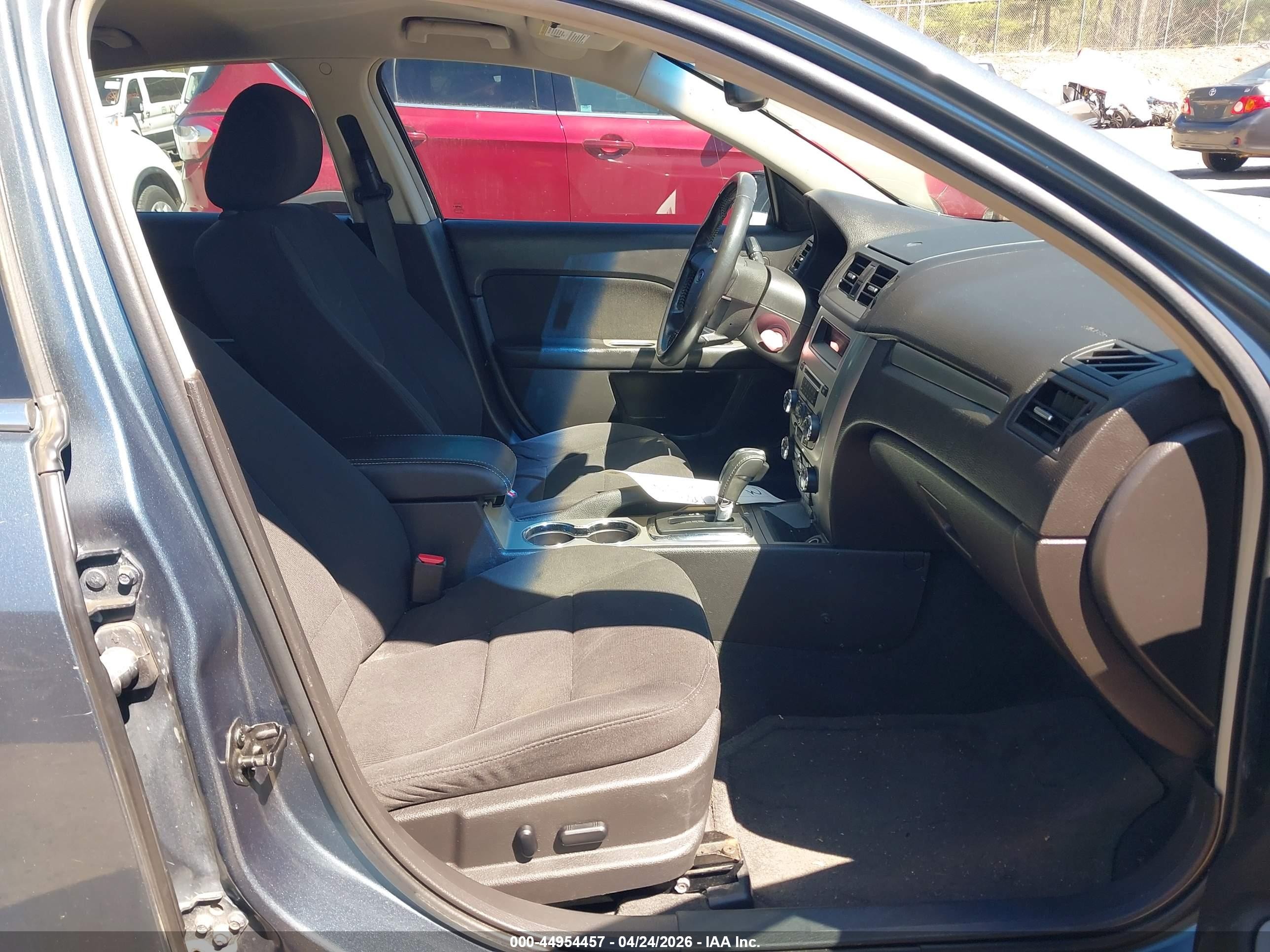 2011 Ford Fusion Hybrid   Blue vin: 3FADP0L34BR224478