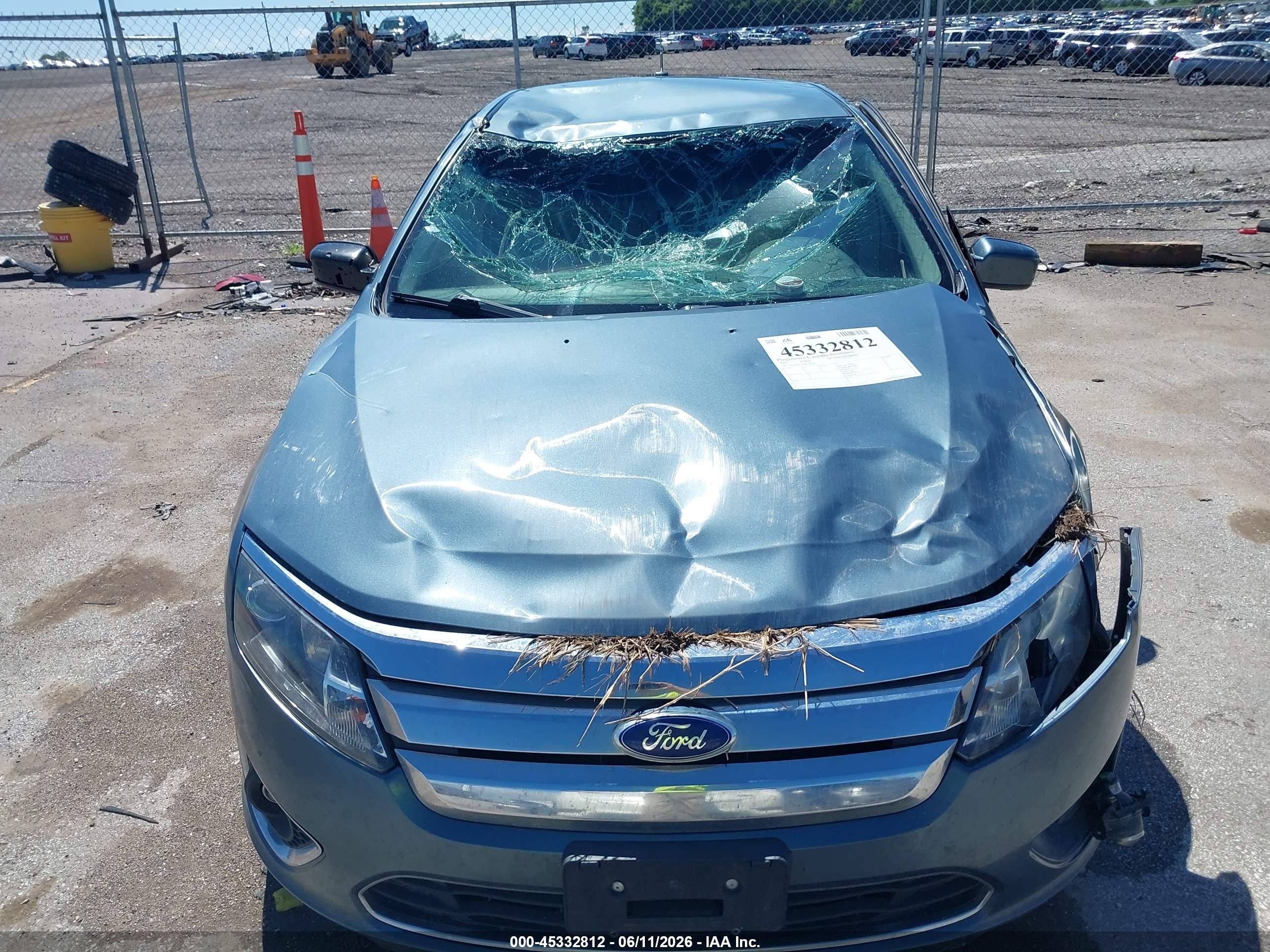 2011 Ford Fusion Hybrid   Blue vin: 3FADP0L34BR292201