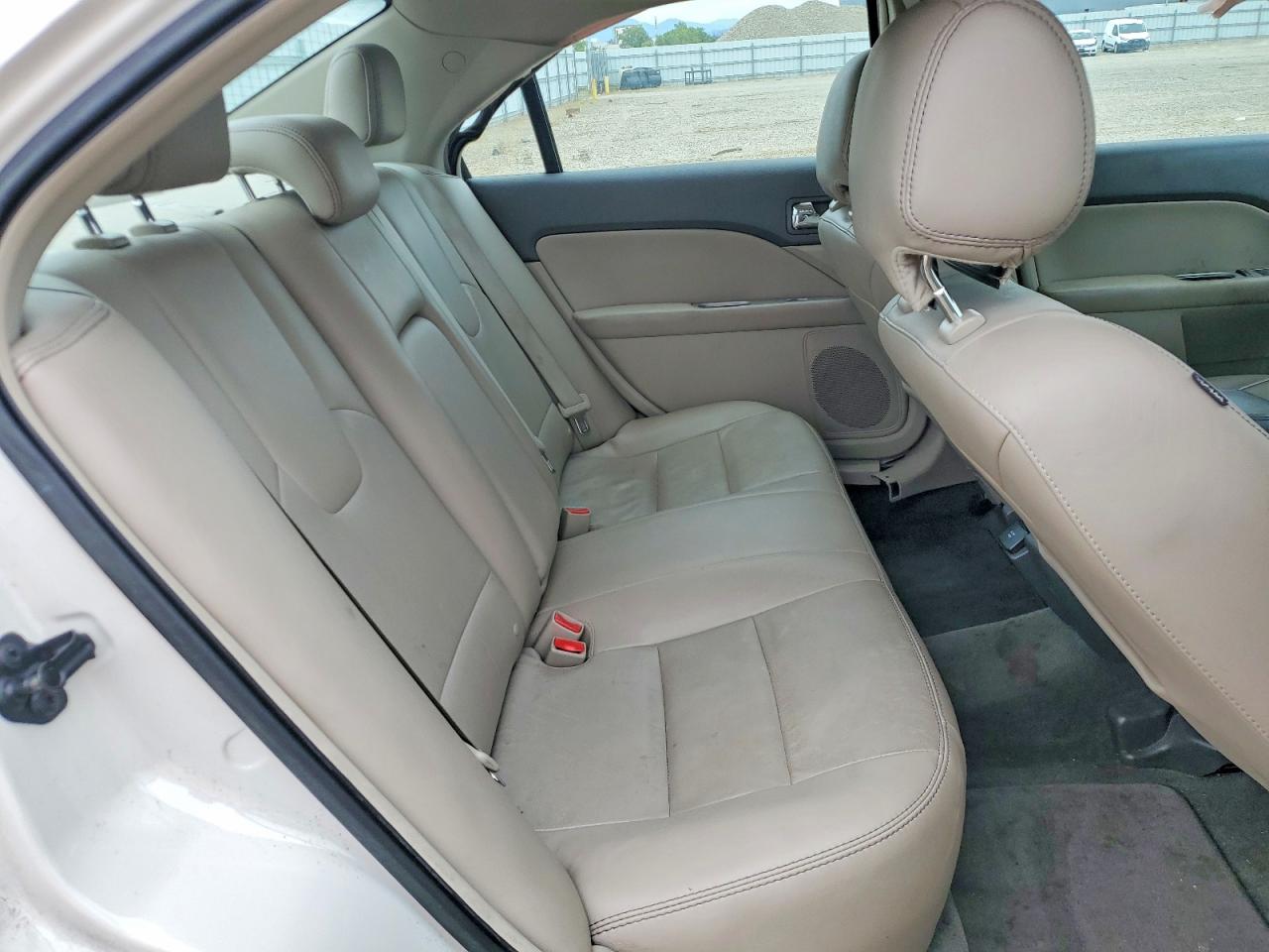 2012 Ford Fusion Hybrid Белый vin: 3FADP0L34CR397869