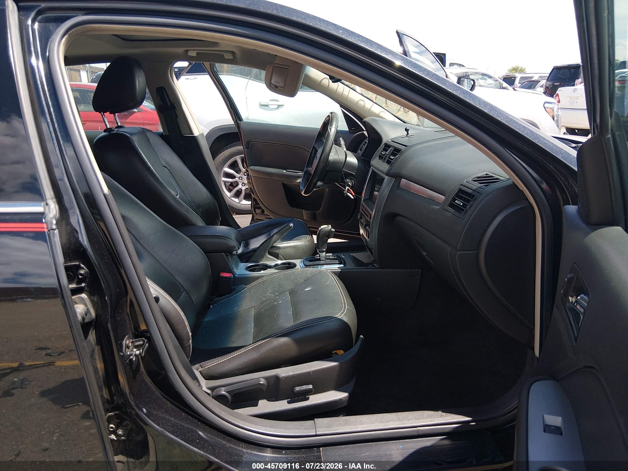 2010 Ford Fusion Hybrid   Black vin: 3FADP0L35AR100329