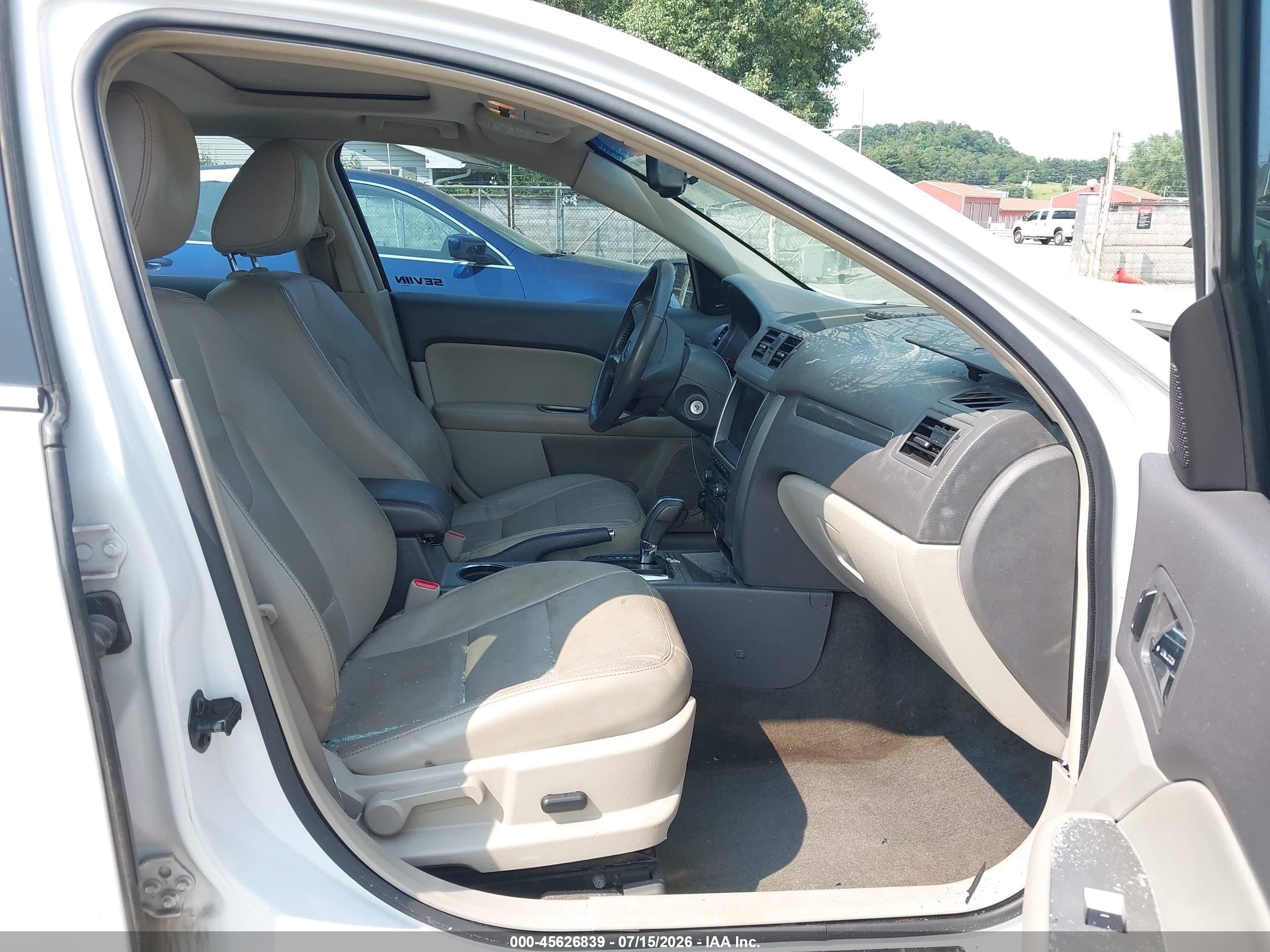 2010 Ford Fusion Hybrid   White vin: 3FADP0L35AR133055