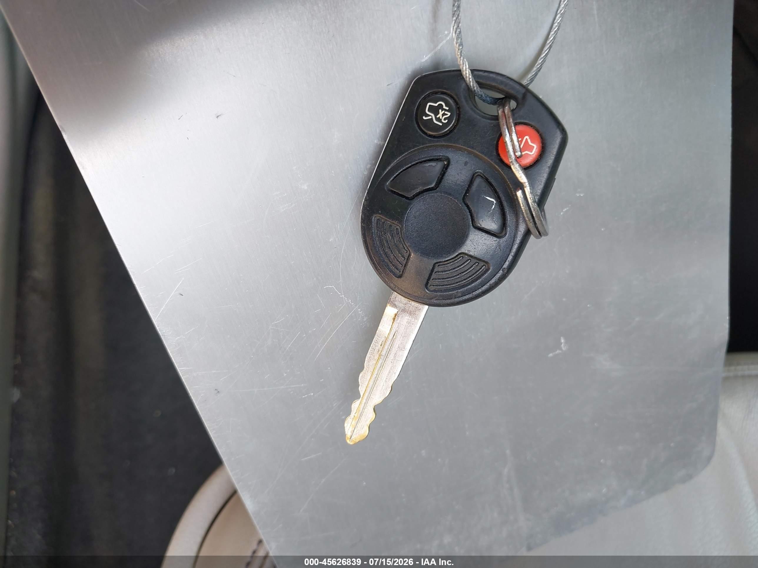2010 Ford Fusion Hybrid   White vin: 3FADP0L35AR133055