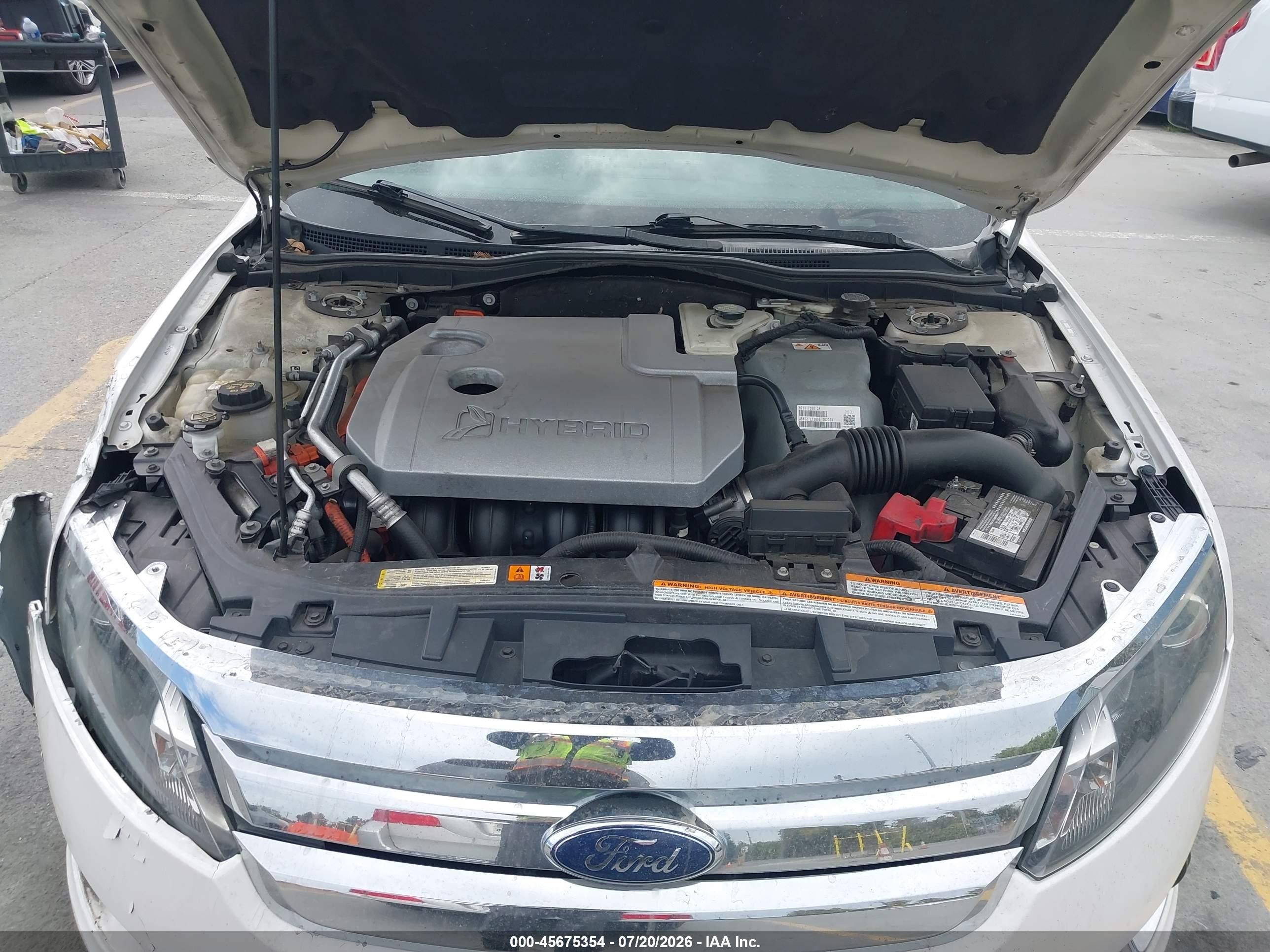2010 Ford Fusion Hybrid   White vin: 3FADP0L35AR268987