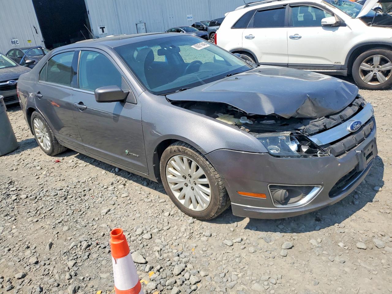 2010 Ford Fusion Hybrid Gray vin: 3FADP0L35AR275311