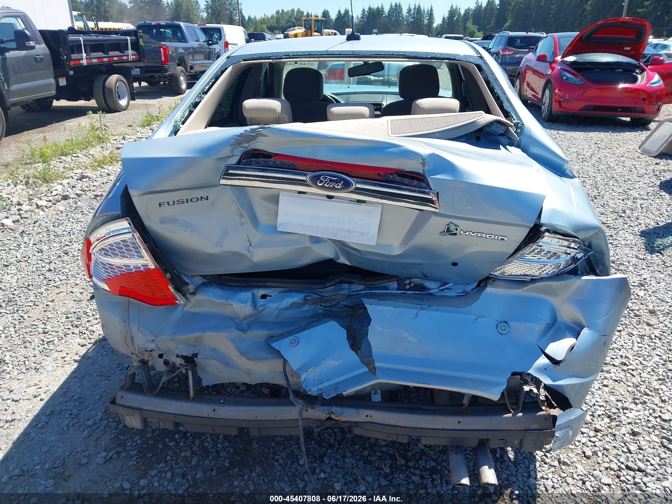 2010 Ford Fusion Hybrid   Light Blue vin: 3FADP0L35AR418905