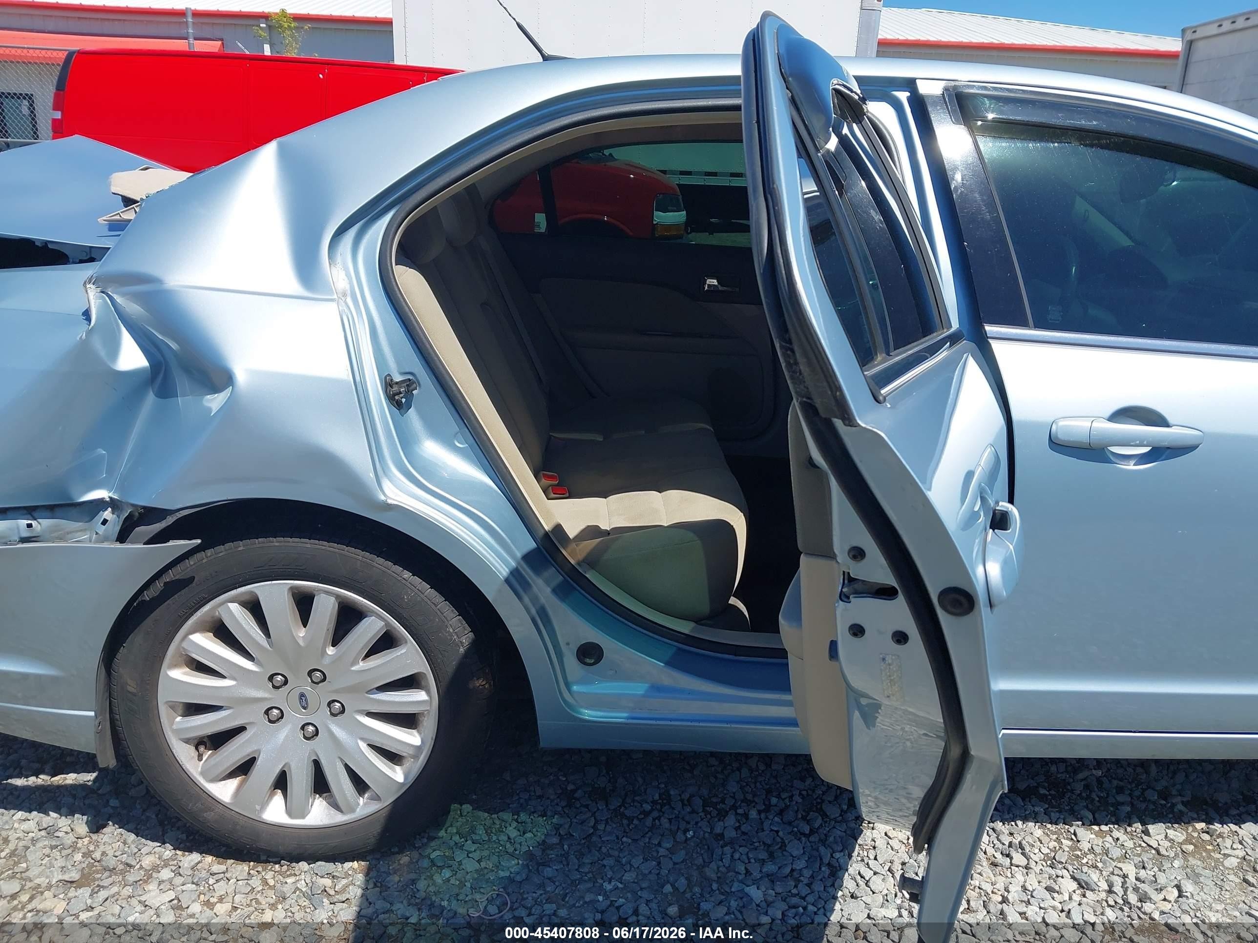 2010 Ford Fusion Hybrid   Light Blue vin: 3FADP0L35AR418905