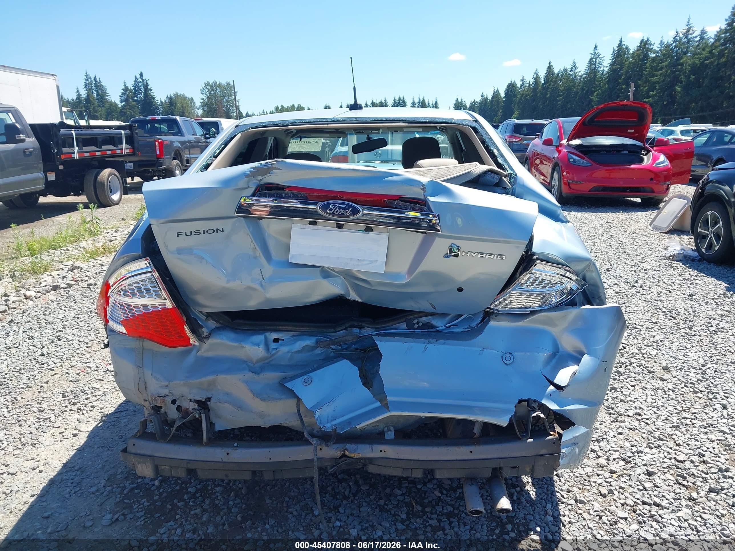 2010 Ford Fusion Hybrid   Light Blue vin: 3FADP0L35AR418905