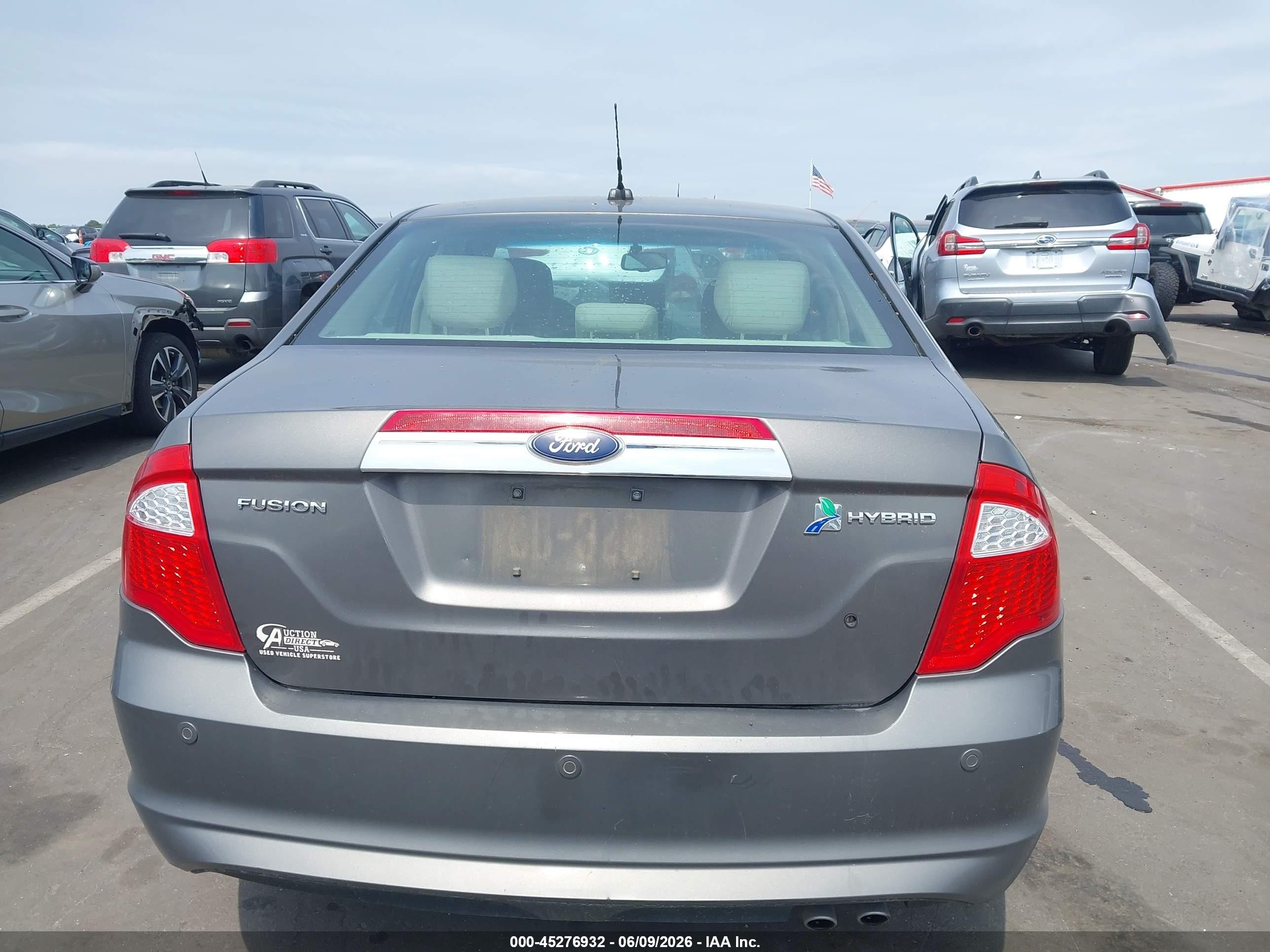 2011 Ford Fusion Hybrid   Silver vin: 3FADP0L35BR215241
