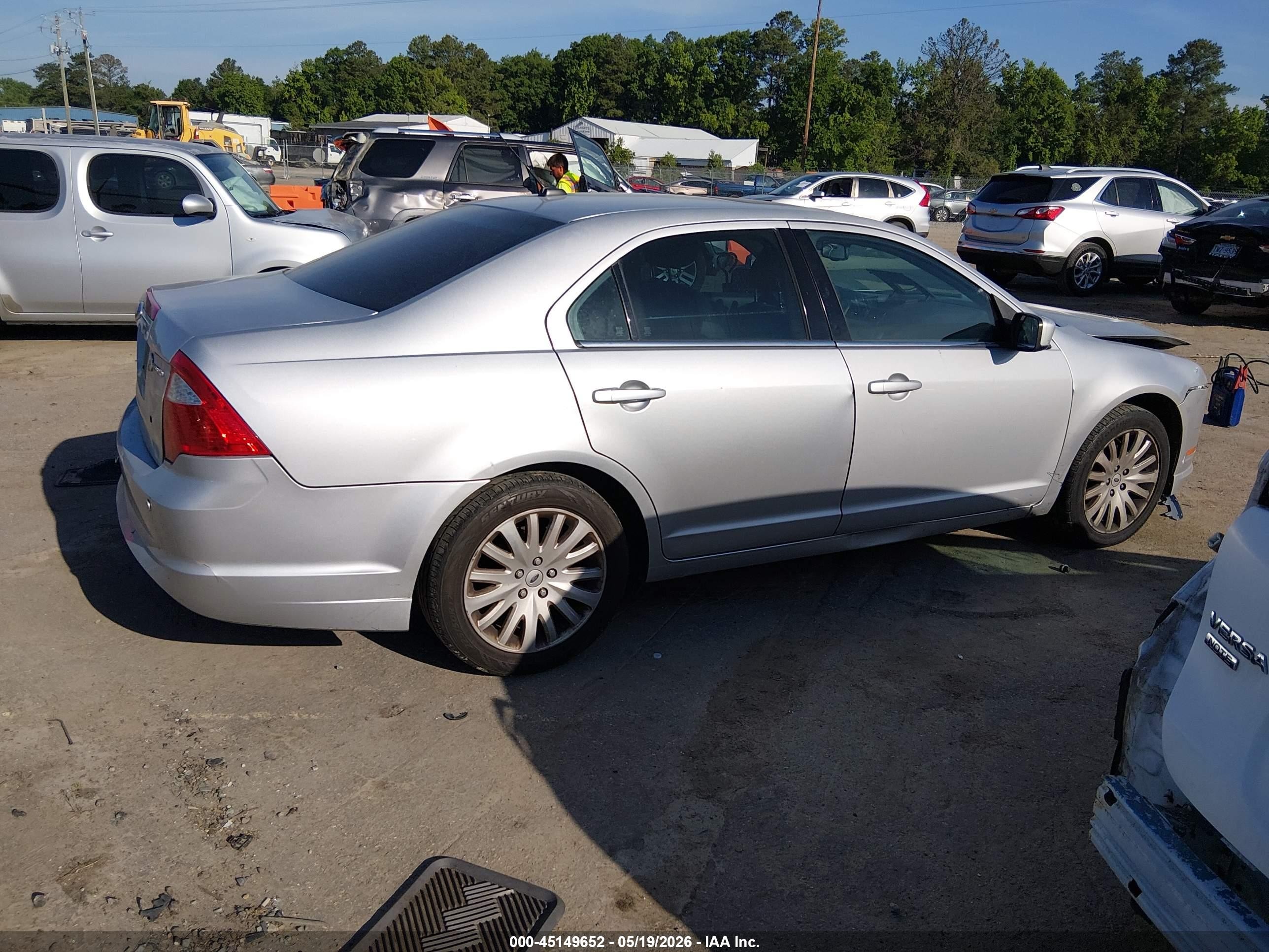 2011 Ford Fusion Hybrid   Серебряный vin: 3FADP0L35BR316473