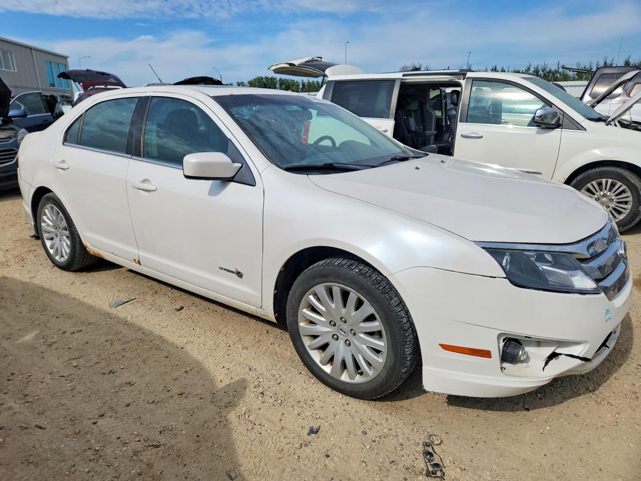 2010 Ford Fusion Hybrid White vin: 3FADP0L36AR144209