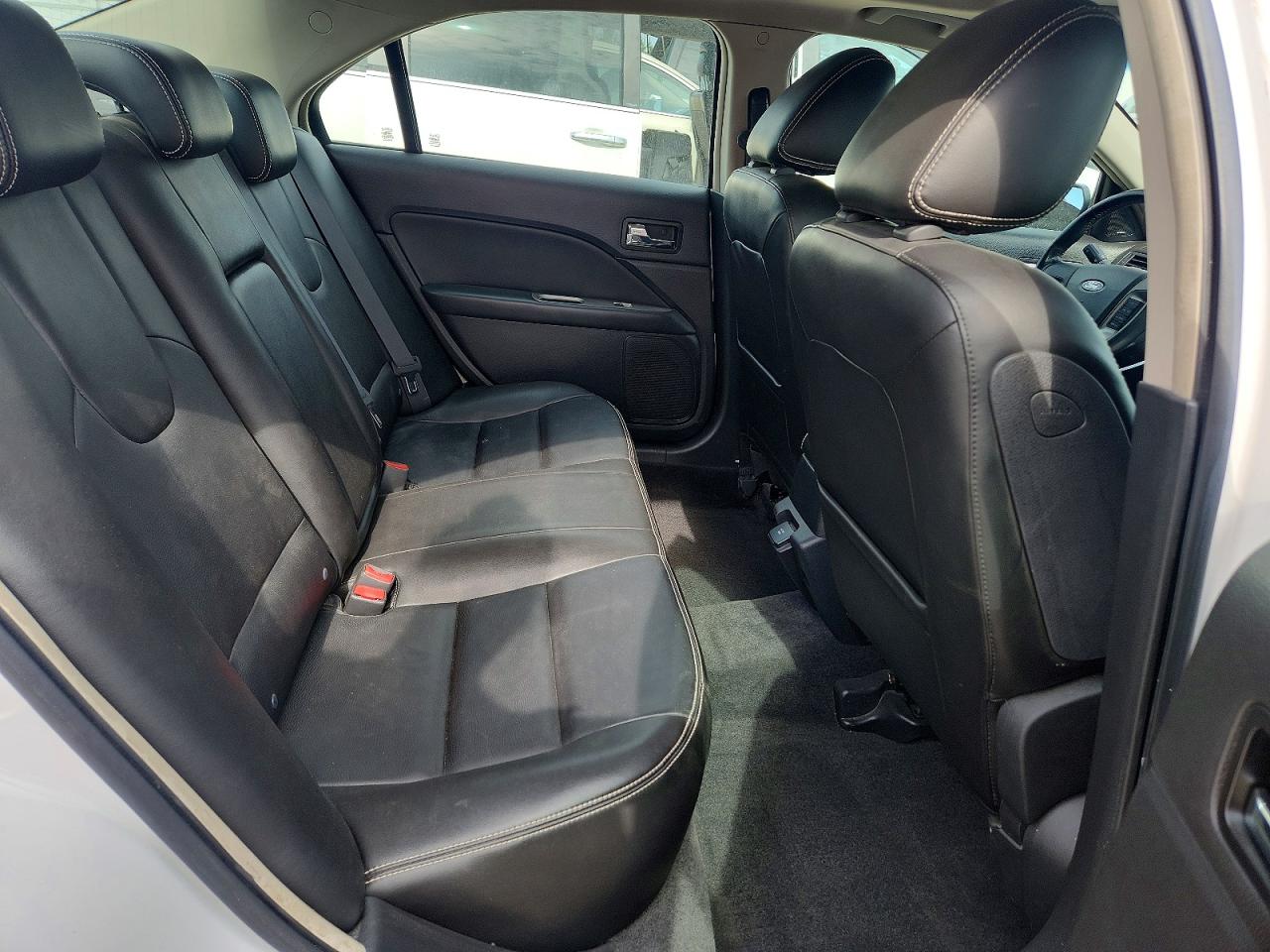 2010 Ford Fusion Hybrid White vin: 3FADP0L36AR144209