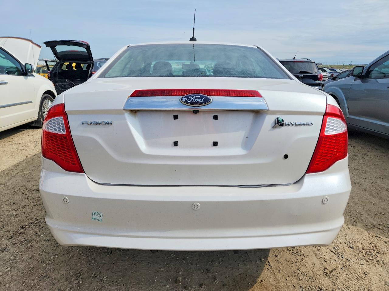 2010 Ford Fusion Hybrid White vin: 3FADP0L36AR144209