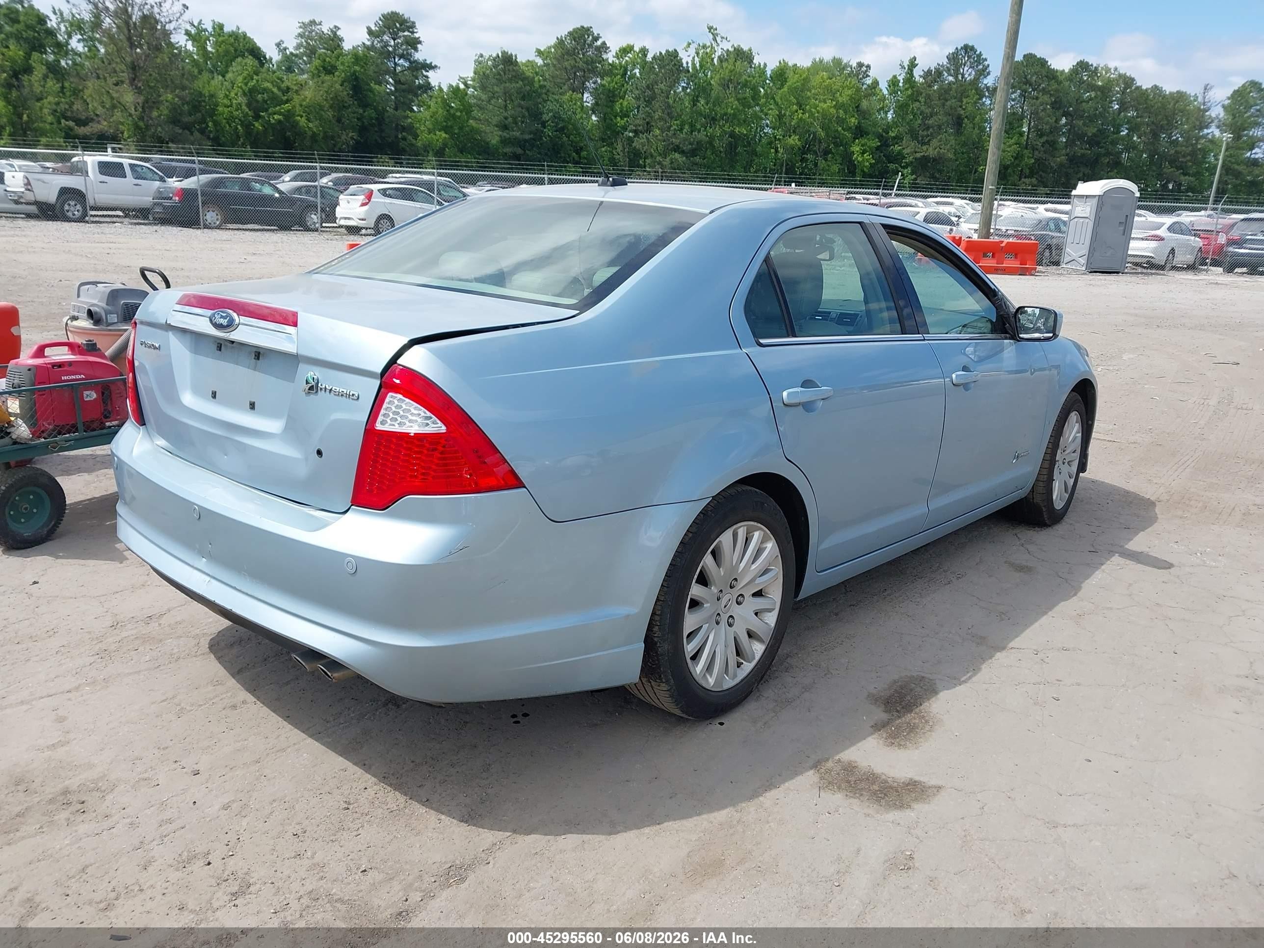 2010 Ford Fusion Hybrid   Blue vin: 3FADP0L36AR195595