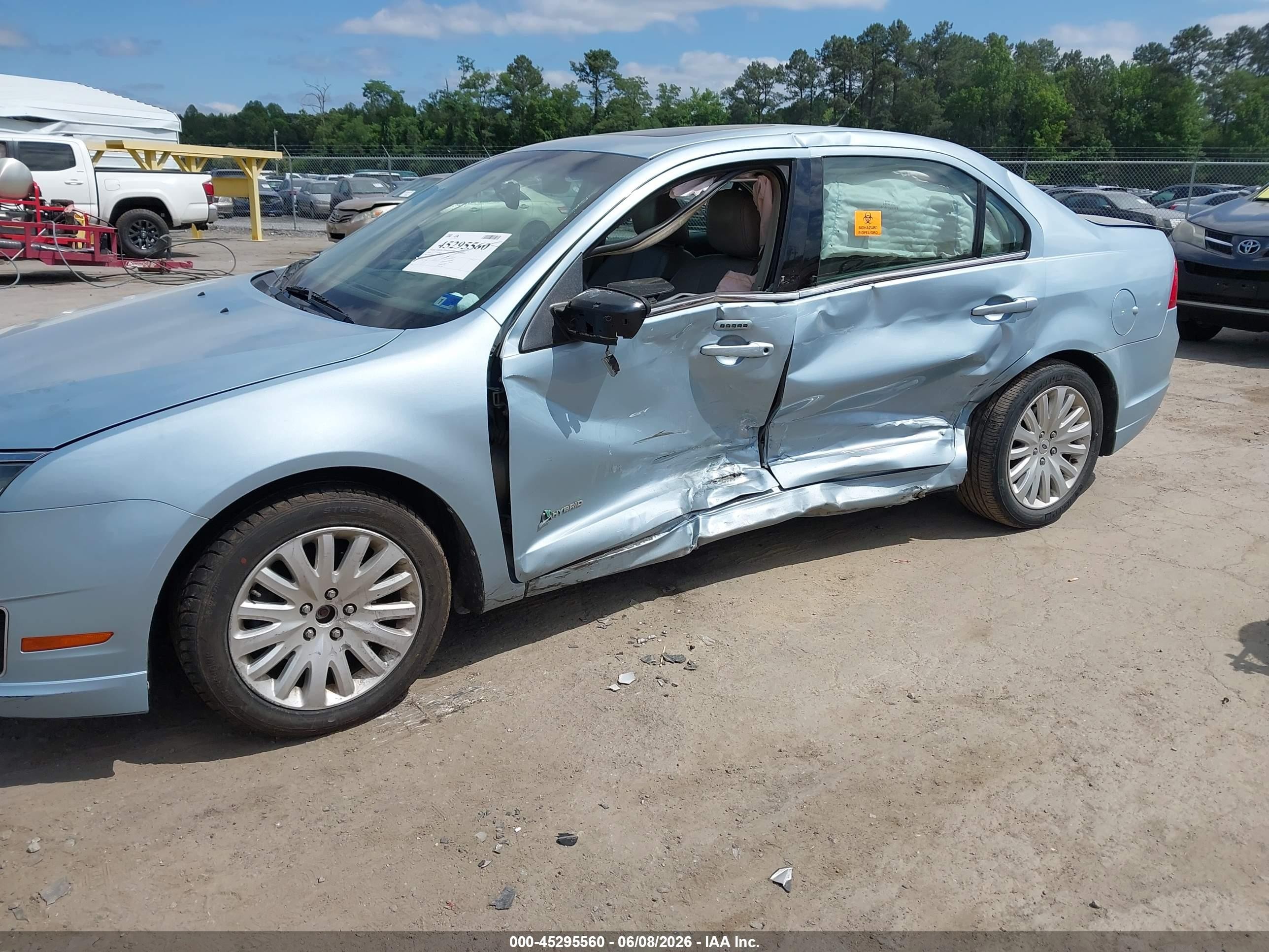 2010 Ford Fusion Hybrid   Blue vin: 3FADP0L36AR195595