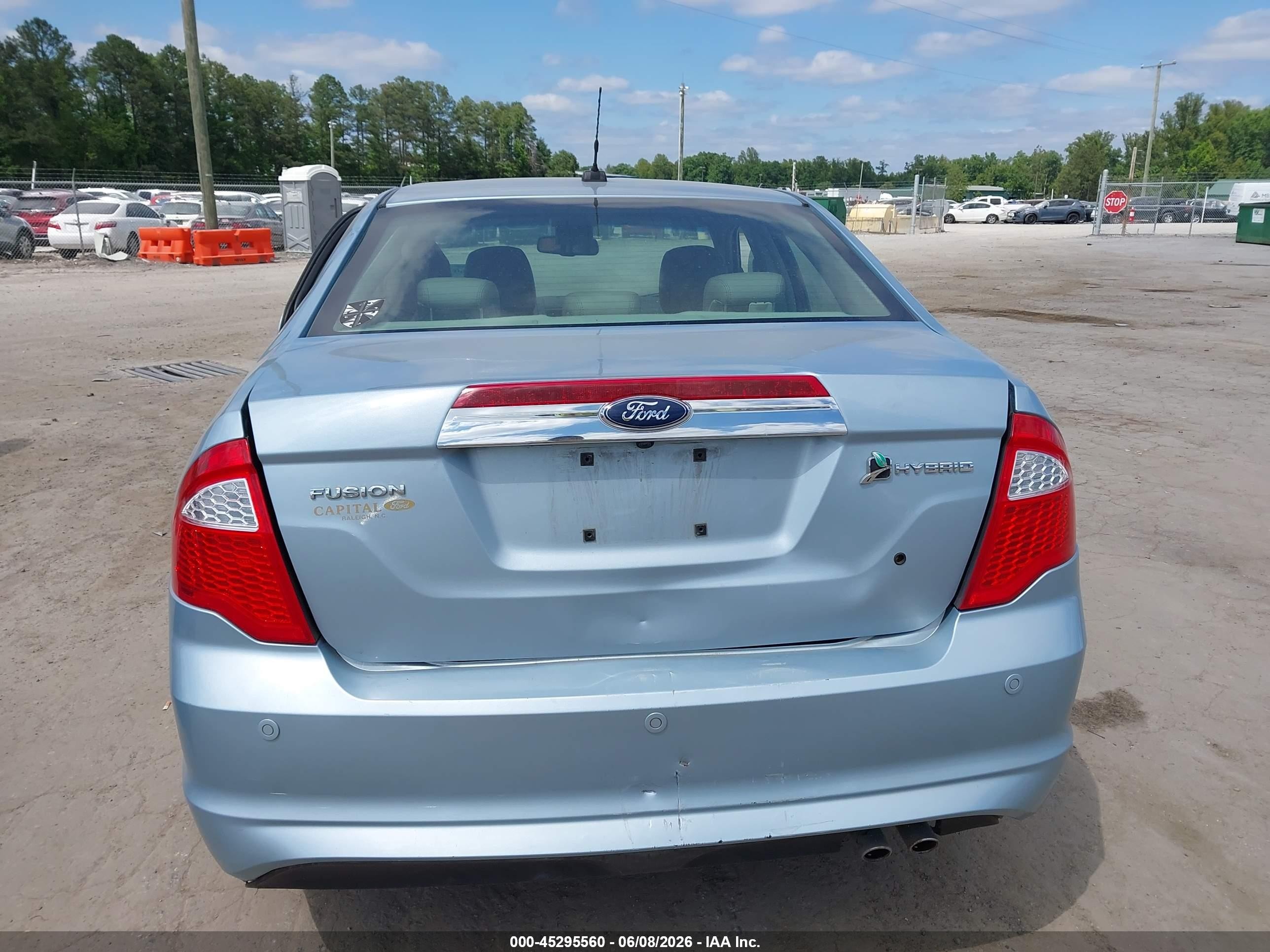 2010 Ford Fusion Hybrid   Blue vin: 3FADP0L36AR195595