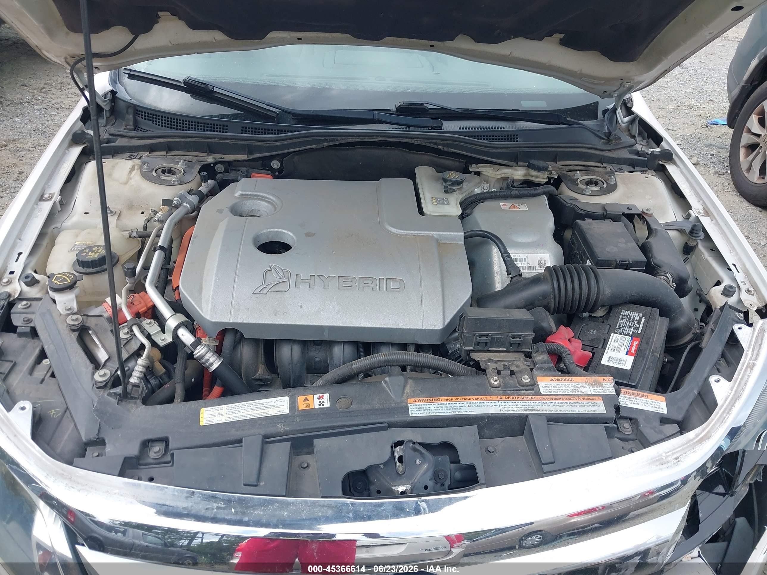 2011 Ford Fusion Hybrid   White vin: 3FADP0L36BR124009