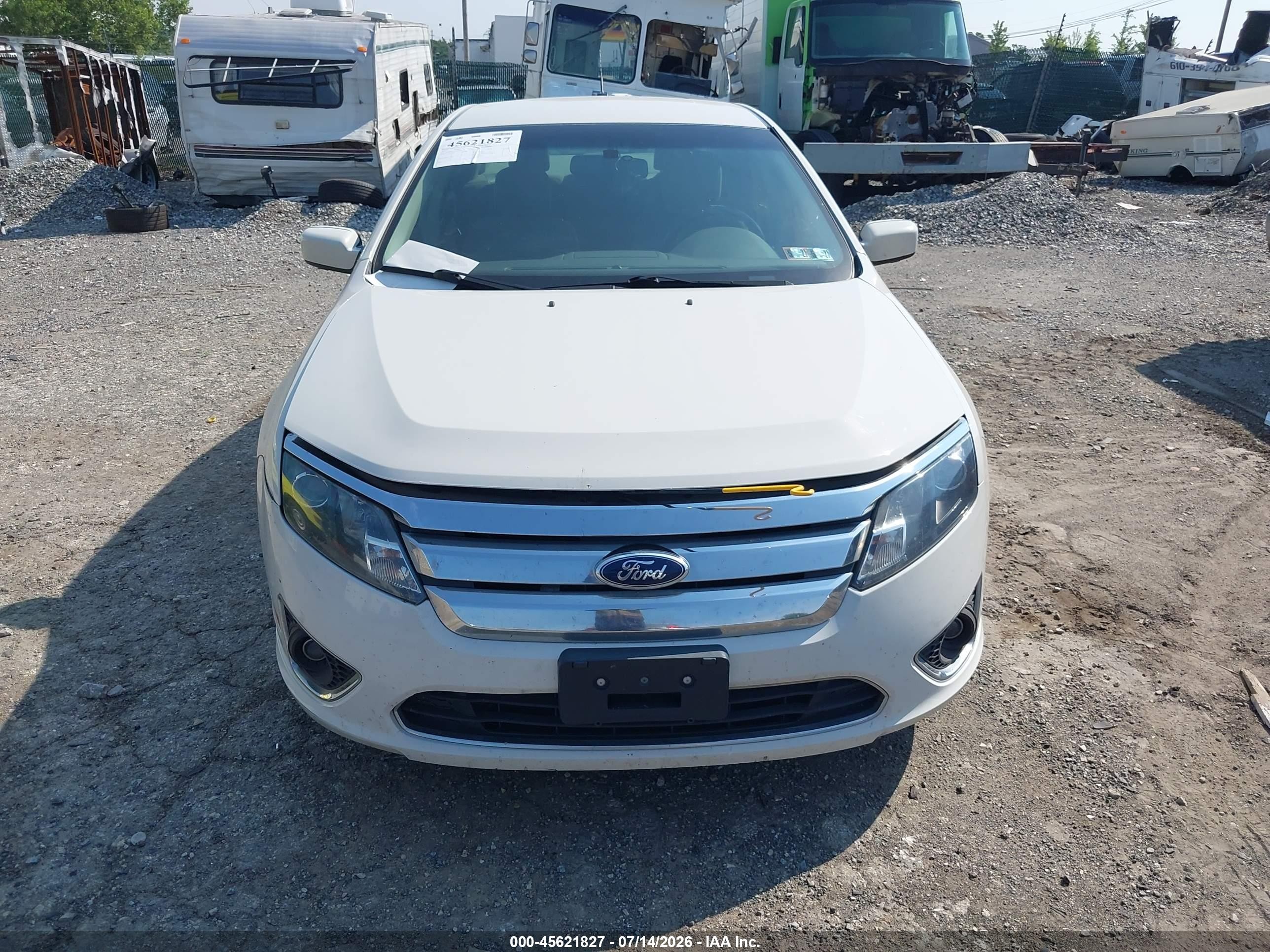 2012 Ford Fusion Hybrid   White vin: 3FADP0L36CR421069