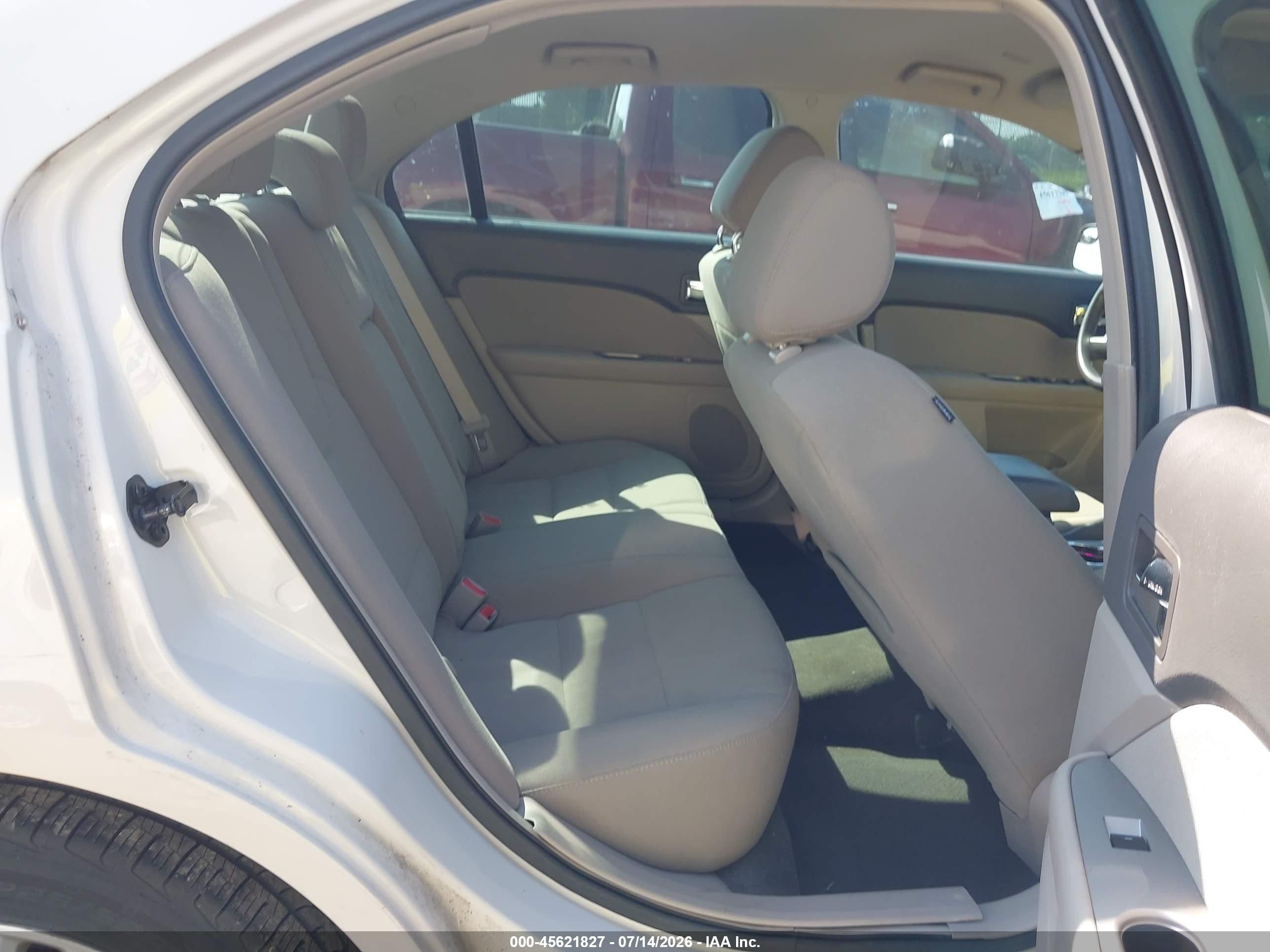 2012 Ford Fusion Hybrid   White vin: 3FADP0L36CR421069