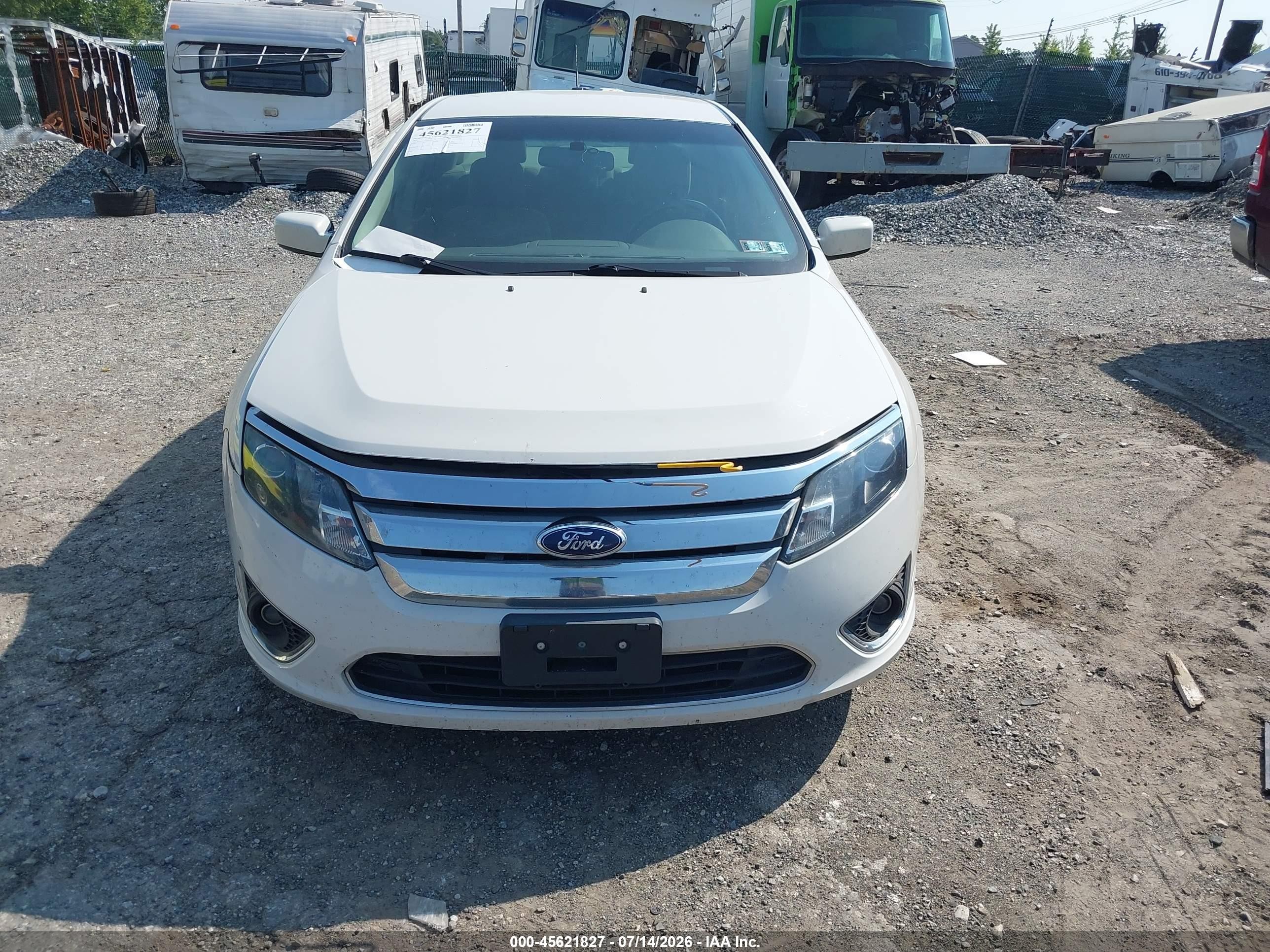 2012 Ford Fusion Hybrid   White vin: 3FADP0L36CR421069