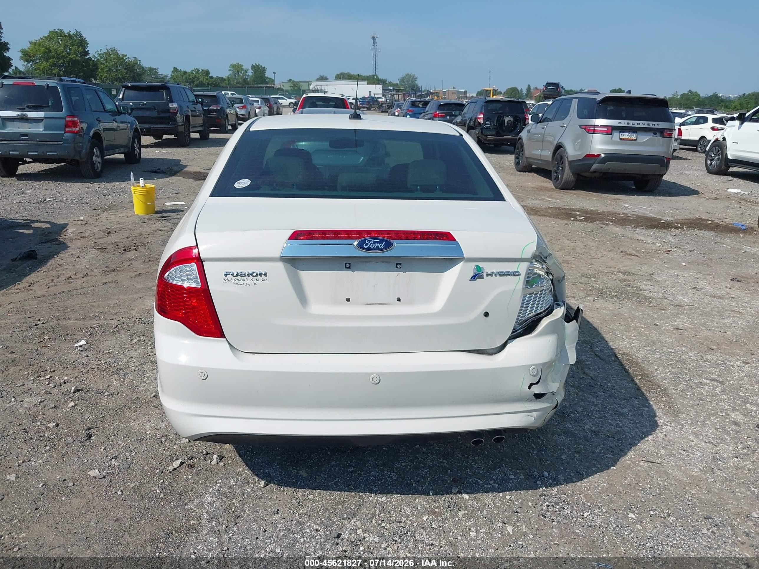 2012 Ford Fusion Hybrid   White vin: 3FADP0L36CR421069